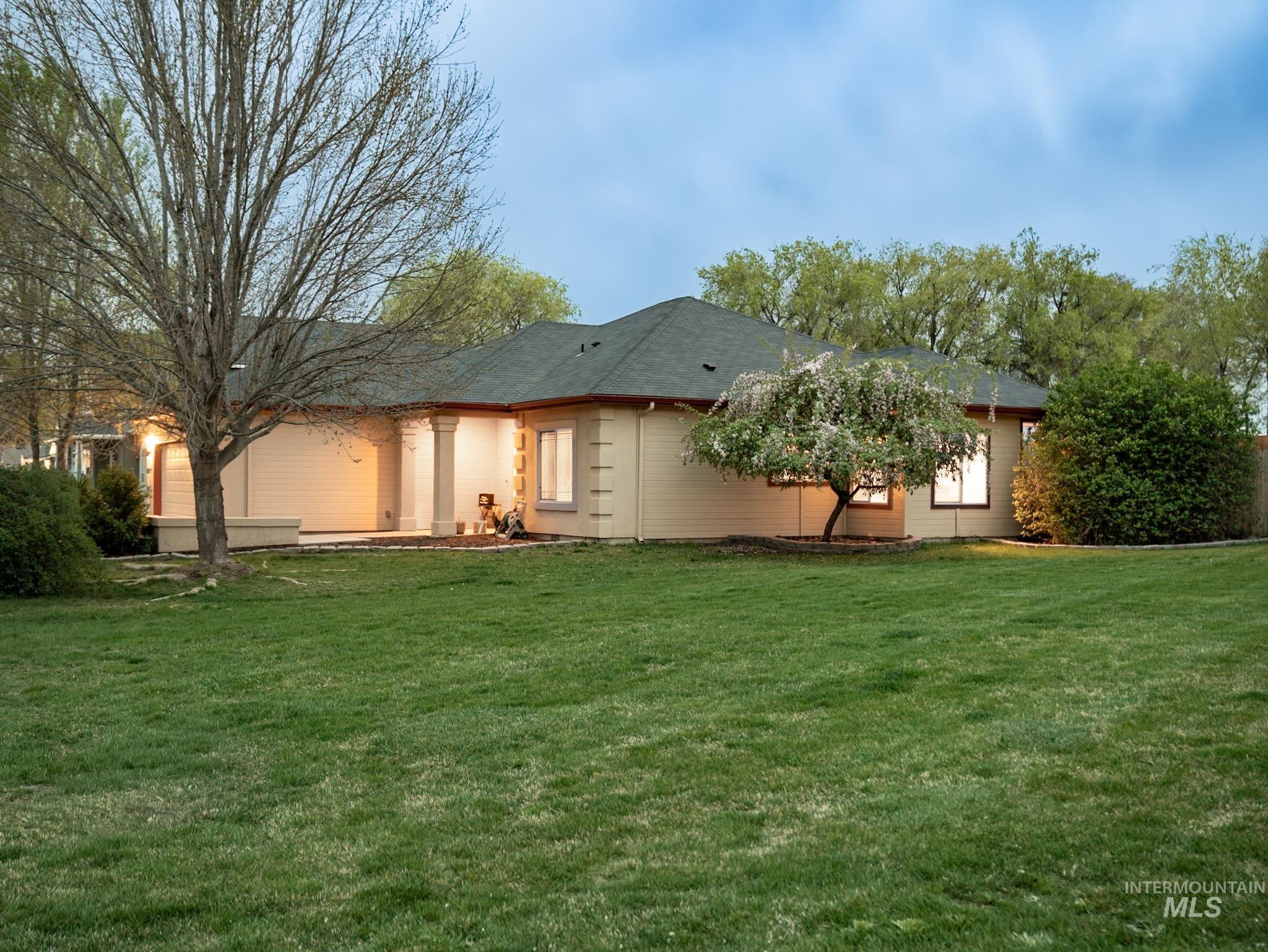 365 Forester Rd, Middleton, Idaho 83644, 3 Bedrooms, 2 Bathrooms, Residential For Sale, Price $395,000,MLS 98980908