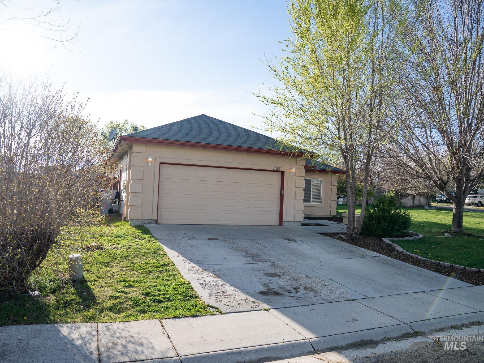 365 Forester Rd, Middleton, Idaho 83644, 3 Bedrooms, 2 Bathrooms, Residential For Sale, Price $400,000,MLS 98980908