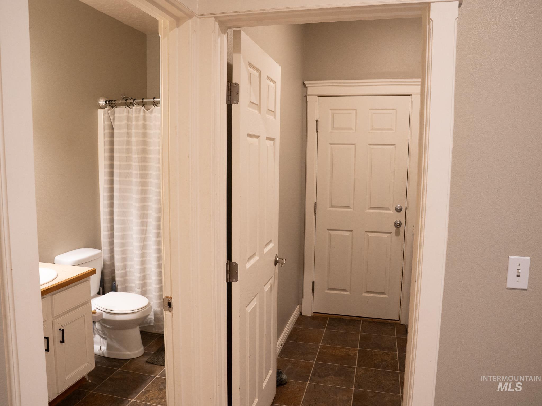 365 Forester Rd, Middleton, Idaho 83644, 3 Bedrooms, 2 Bathrooms, Residential For Sale, Price $400,000,MLS 98980908