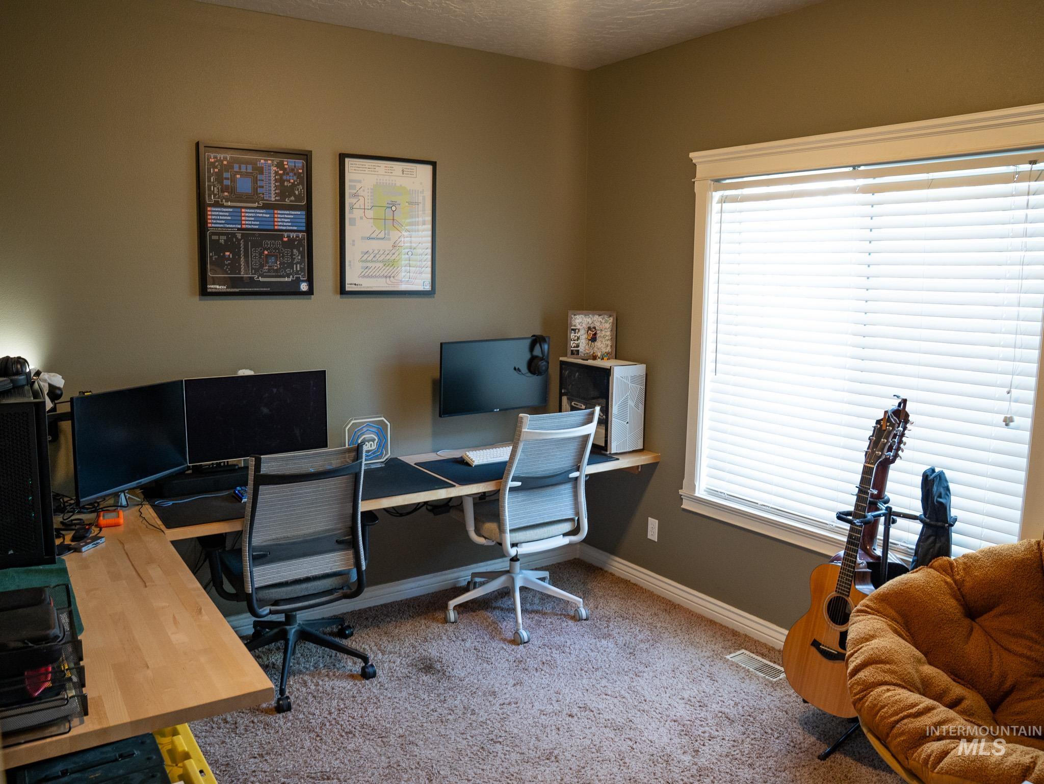 365 Forester Rd, Middleton, Idaho 83644, 3 Bedrooms, 2 Bathrooms, Residential For Sale, Price $400,000,MLS 98980908