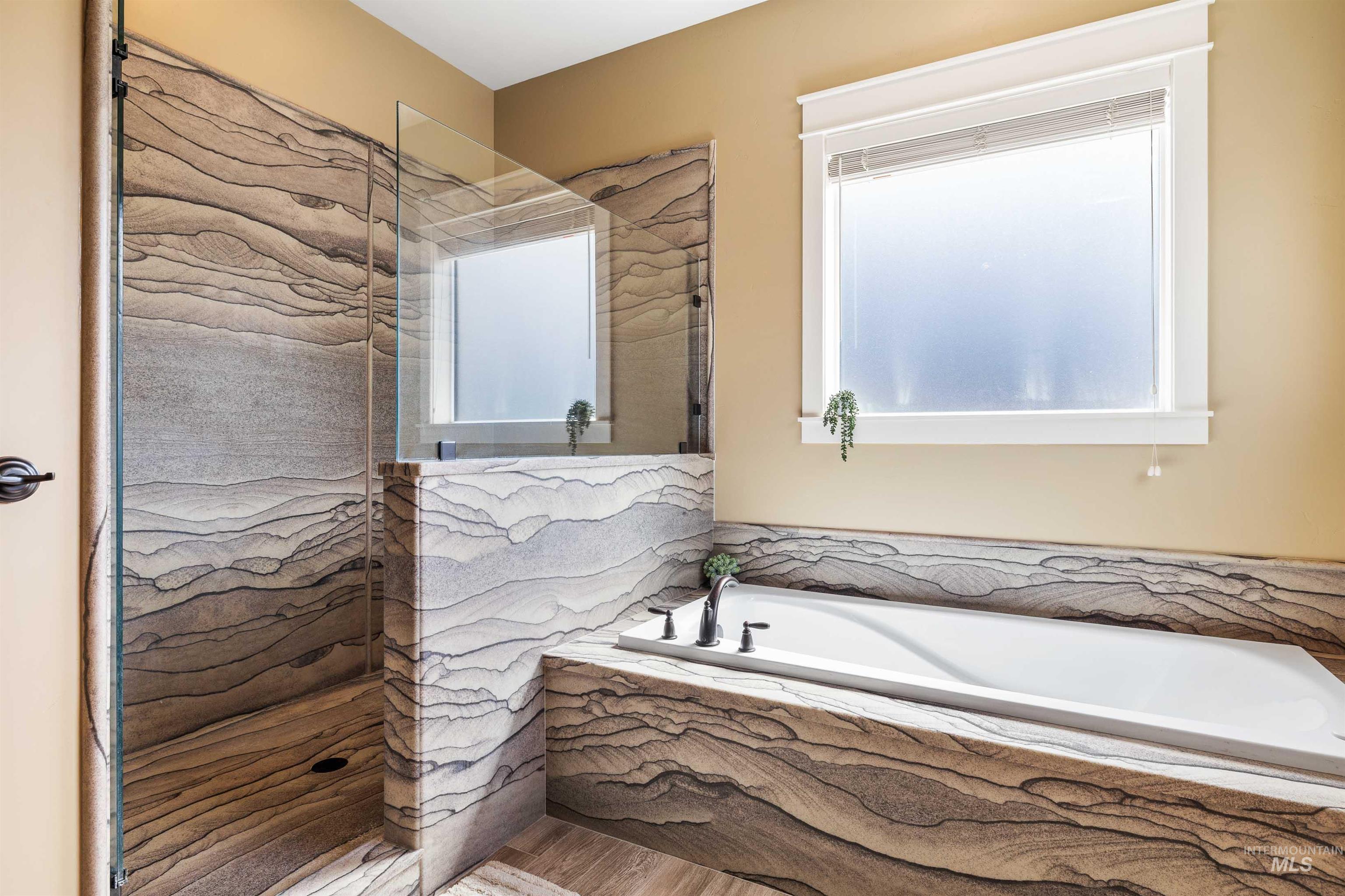 3610 N 3493 E, Kimberly, Idaho 83341, 4 Bedrooms, 3.5 Bathrooms, Residential For Sale, Price $1,110,000,MLS 98980913