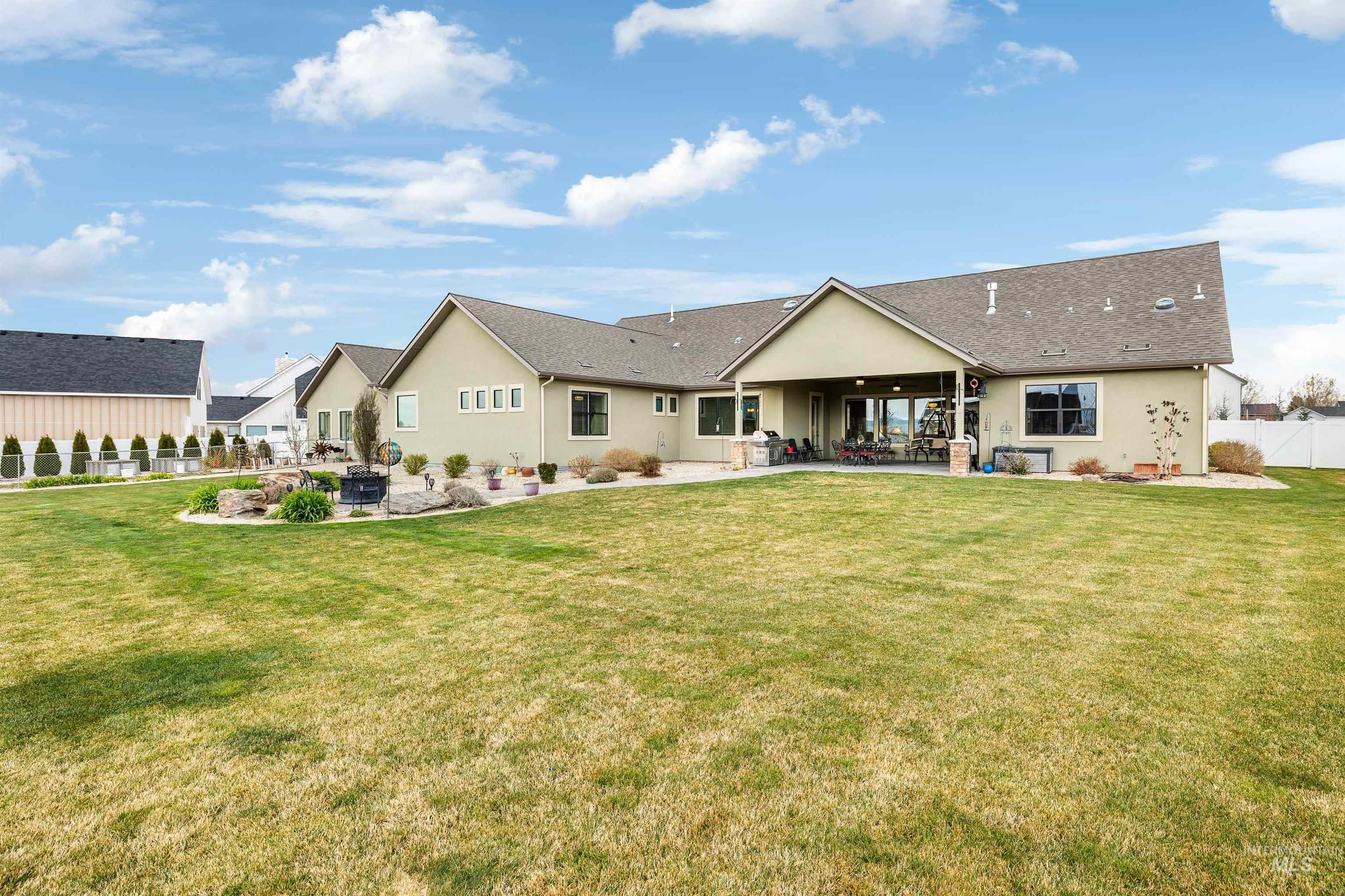 3610 N 3493 E, Kimberly, Idaho 83341, 4 Bedrooms, 3.5 Bathrooms, Residential For Sale, Price $1,110,000,MLS 98980913