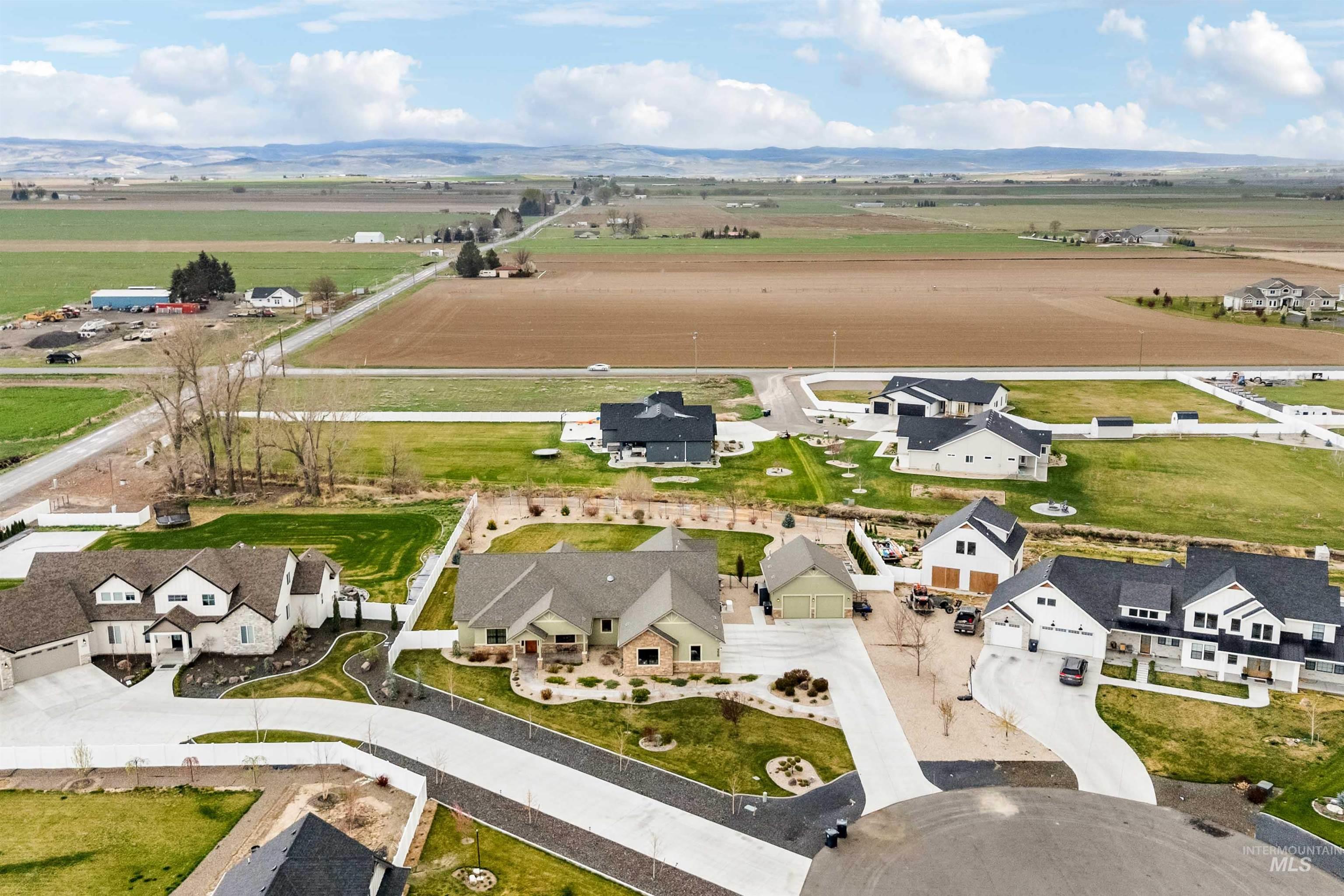 3610 N 3493 E, Kimberly, Idaho 83341, 4 Bedrooms, 3.5 Bathrooms, Residential For Sale, Price $1,110,000,MLS 98980913