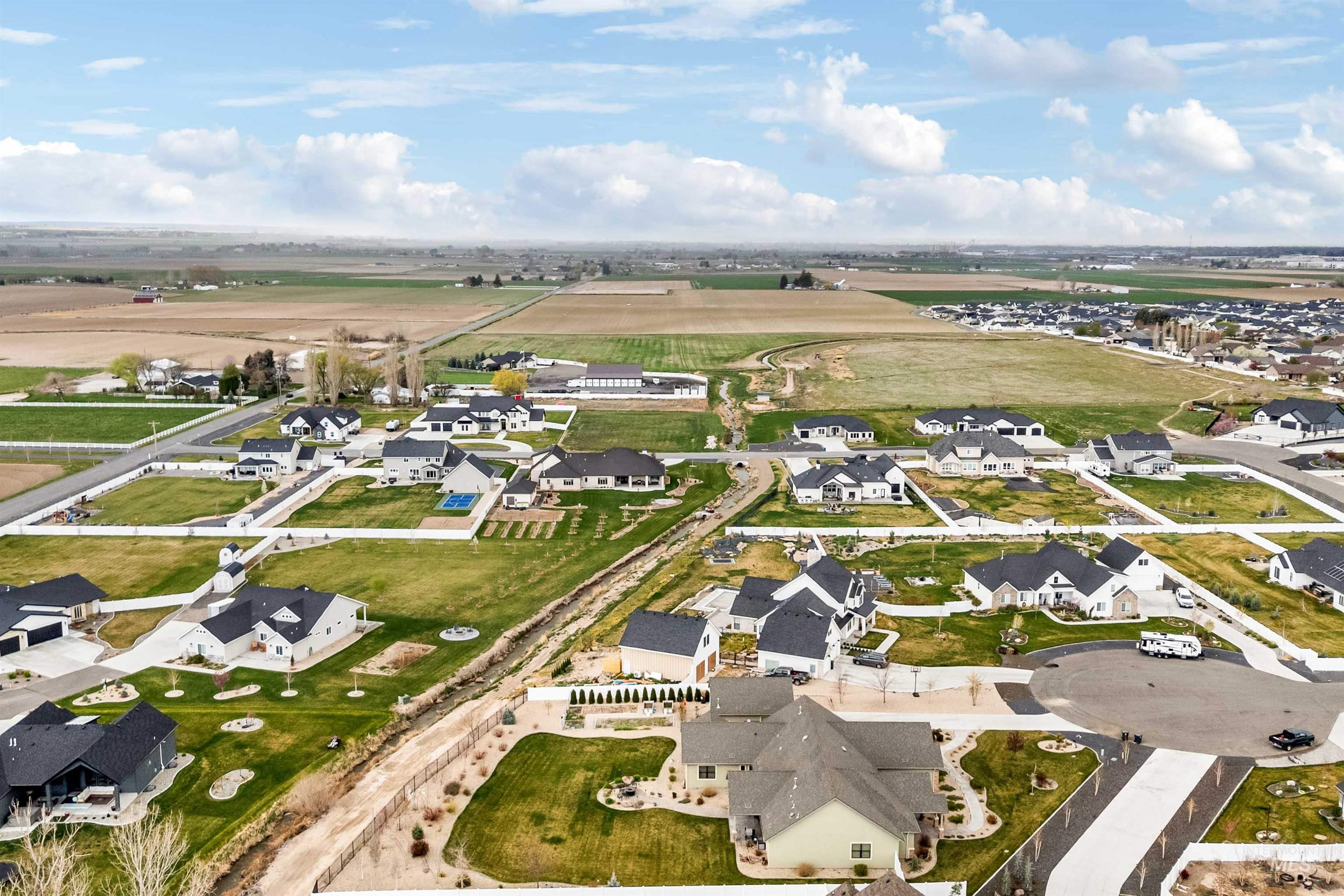 3610 N 3493 E, Kimberly, Idaho 83341, 4 Bedrooms, 3.5 Bathrooms, Residential For Sale, Price $1,110,000,MLS 98980913