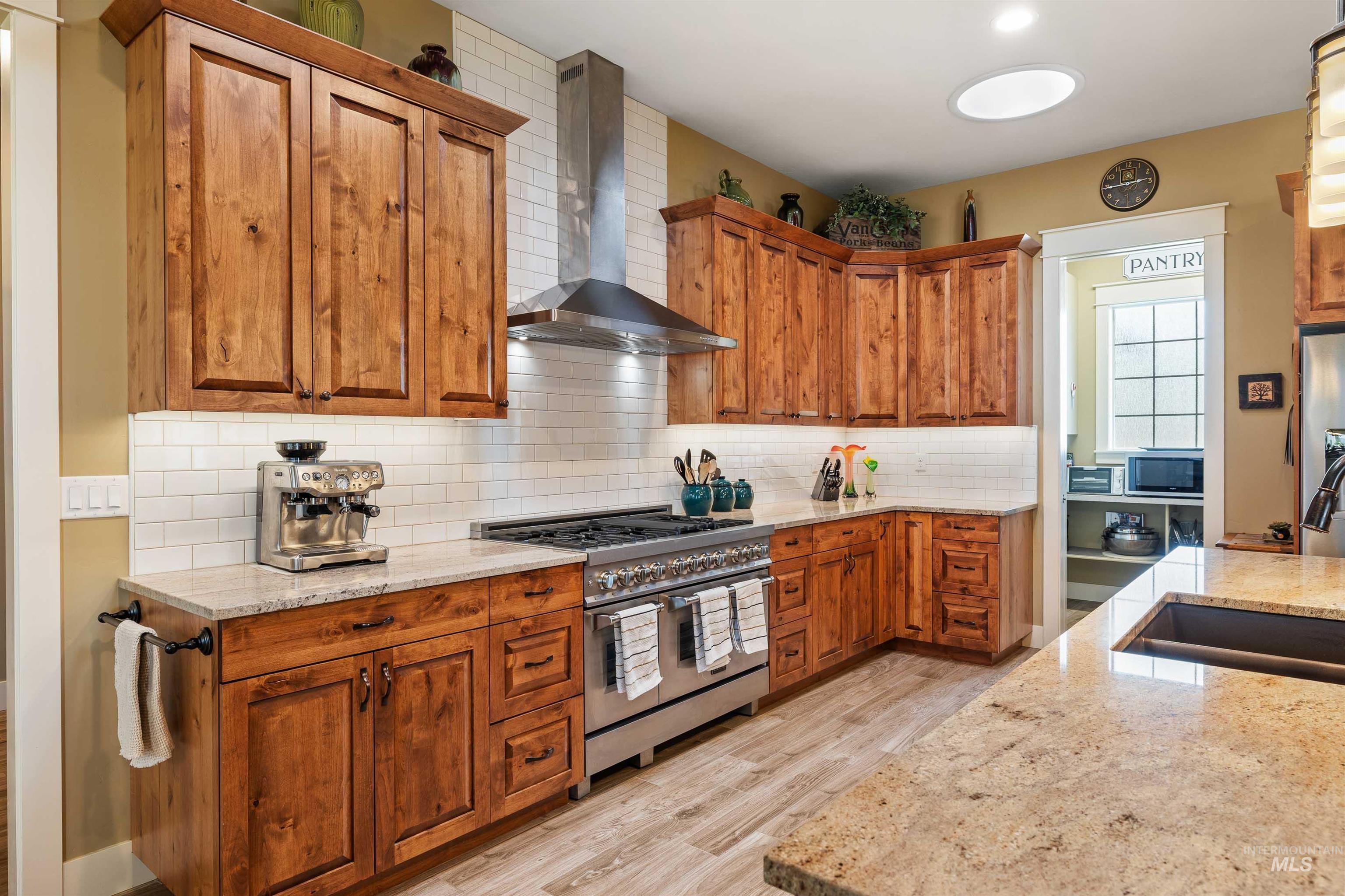 3610 N 3493 E, Kimberly, Idaho 83341, 4 Bedrooms, 3.5 Bathrooms, Residential For Sale, Price $1,110,000,MLS 98980913