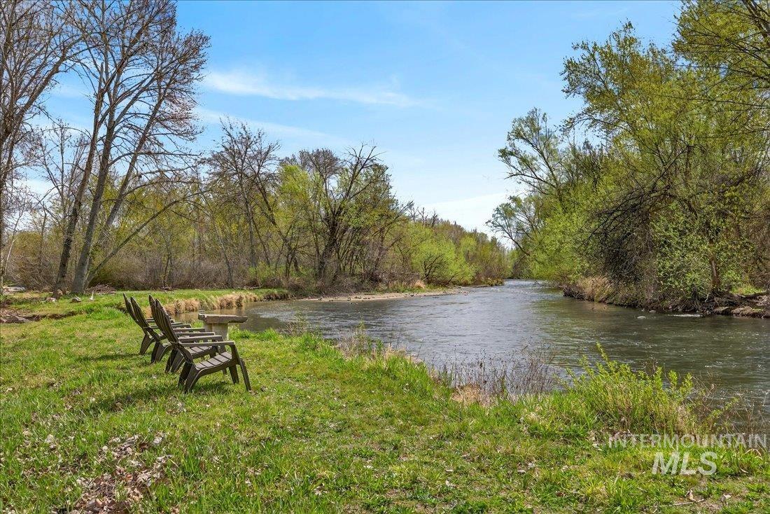 349 E River Quarry, Eagle, Idaho 83616, 4 Bedrooms, 3.5 Bathrooms, Residential For Sale, Price $2,899,000, 98980914