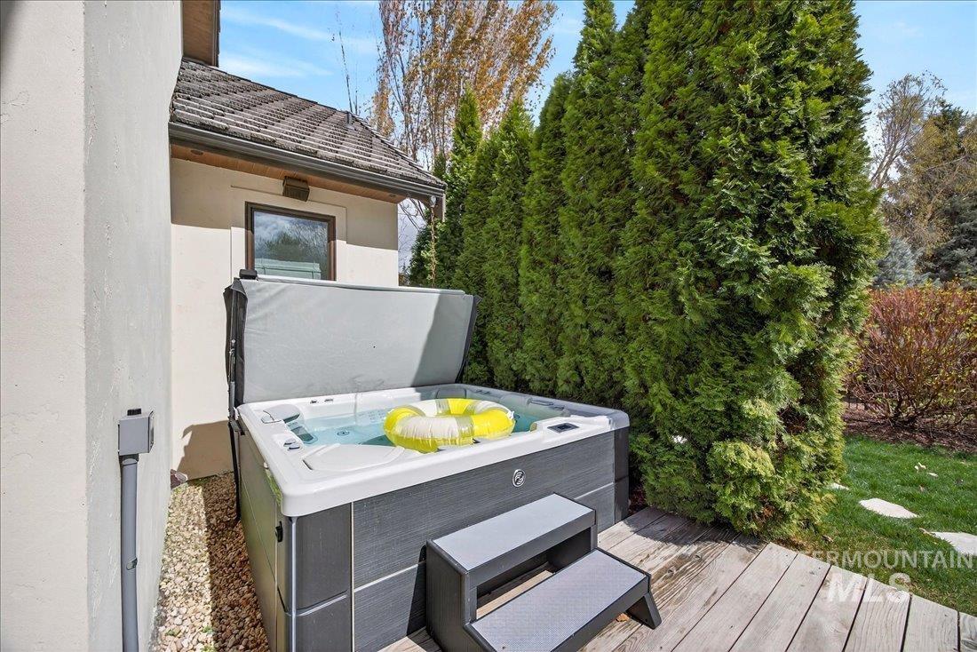 349 E River Quarry, Eagle, Idaho 83616, 4 Bedrooms, 3.5 Bathrooms, Residential For Sale, Price $2,899,000, 98980914