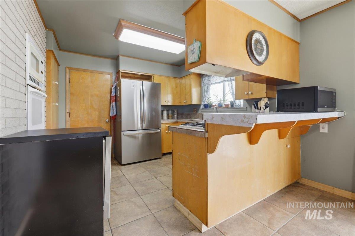 2807 Port St, Nampa, Idaho 83687, 3 Bedrooms, 1.5 Bathrooms, Residential For Sale, Price $349,900,MLS 98980918