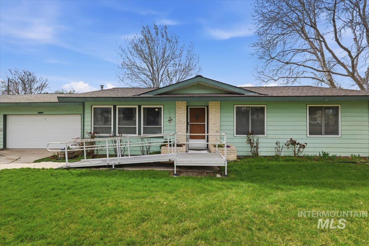 2807 Port St, Nampa, Idaho 83687, 3 Bedrooms, 1.5 Bathrooms, Residential For Sale, Price $349,900,MLS 98980918