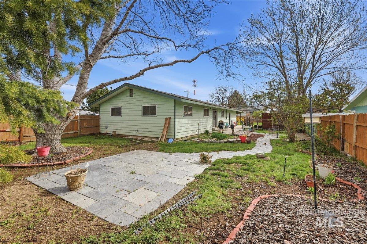 2807 Port St, Nampa, Idaho 83687, 3 Bedrooms, 1.5 Bathrooms, Residential For Sale, Price $349,900,MLS 98980918