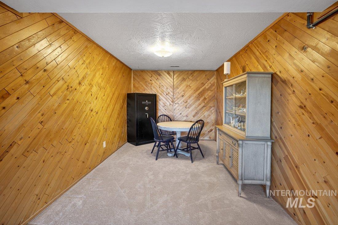 16683 Wagner Road, Caldwell, Idaho 83607, 5 Bedrooms, 3 Bathrooms, Residential For Sale, Price $650,000, 98980920