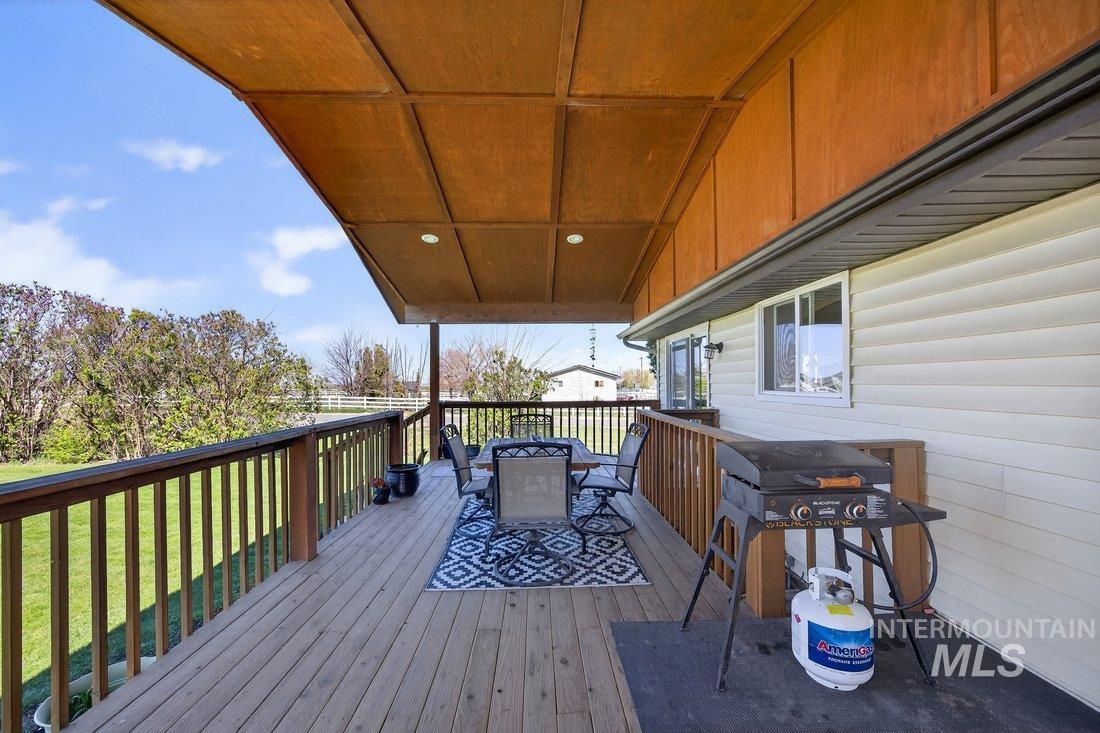 16683 Wagner Road, Caldwell, Idaho 83607, 5 Bedrooms, 3 Bathrooms, Residential For Sale, Price $650,000, 98980920