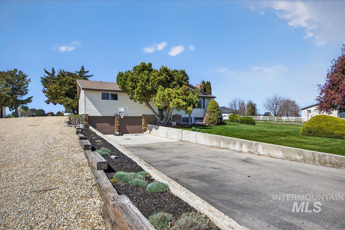 16683 Wagner Road, Caldwell, Idaho 83607, 5 Bedrooms, 3 Bathrooms, Residential For Sale, Price $650,000, 98980920