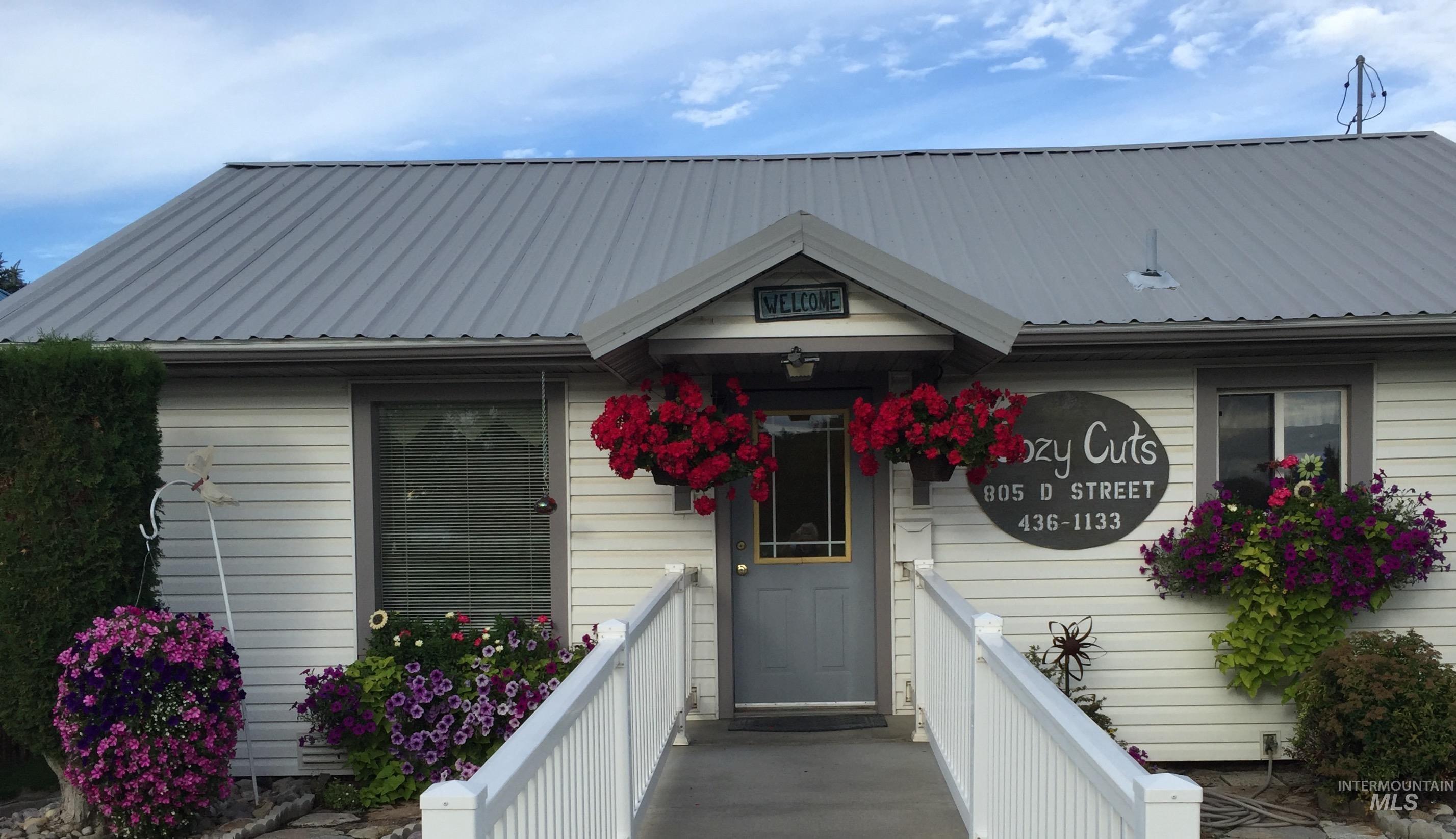 805 D Street, Rupert, Idaho 83350-0000, 1 Bedroom, 1 Bathroom, Residential For Sale, Price $228,000, 98980922