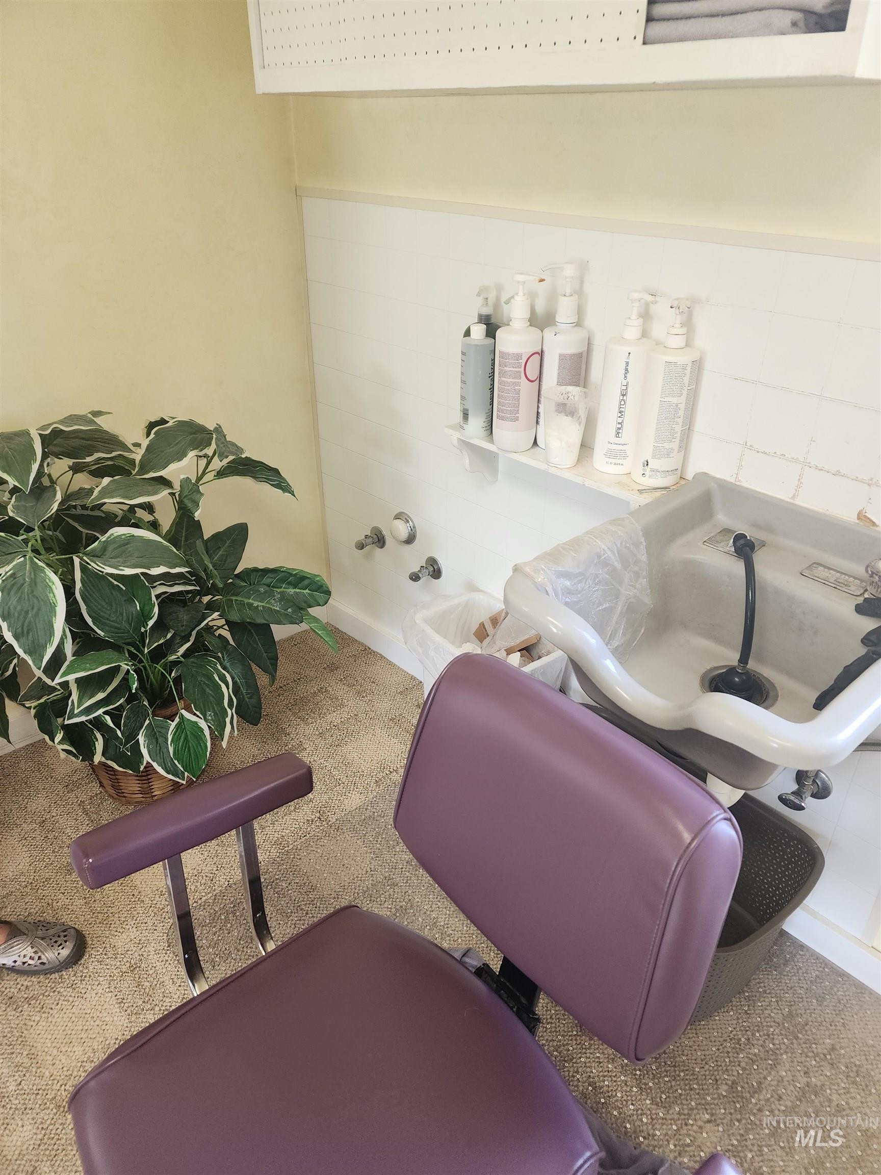 805 D Street, Rupert, Idaho 83350-0000, 1 Bedroom, 1 Bathroom, Residential For Sale, Price $228,000, 98980922