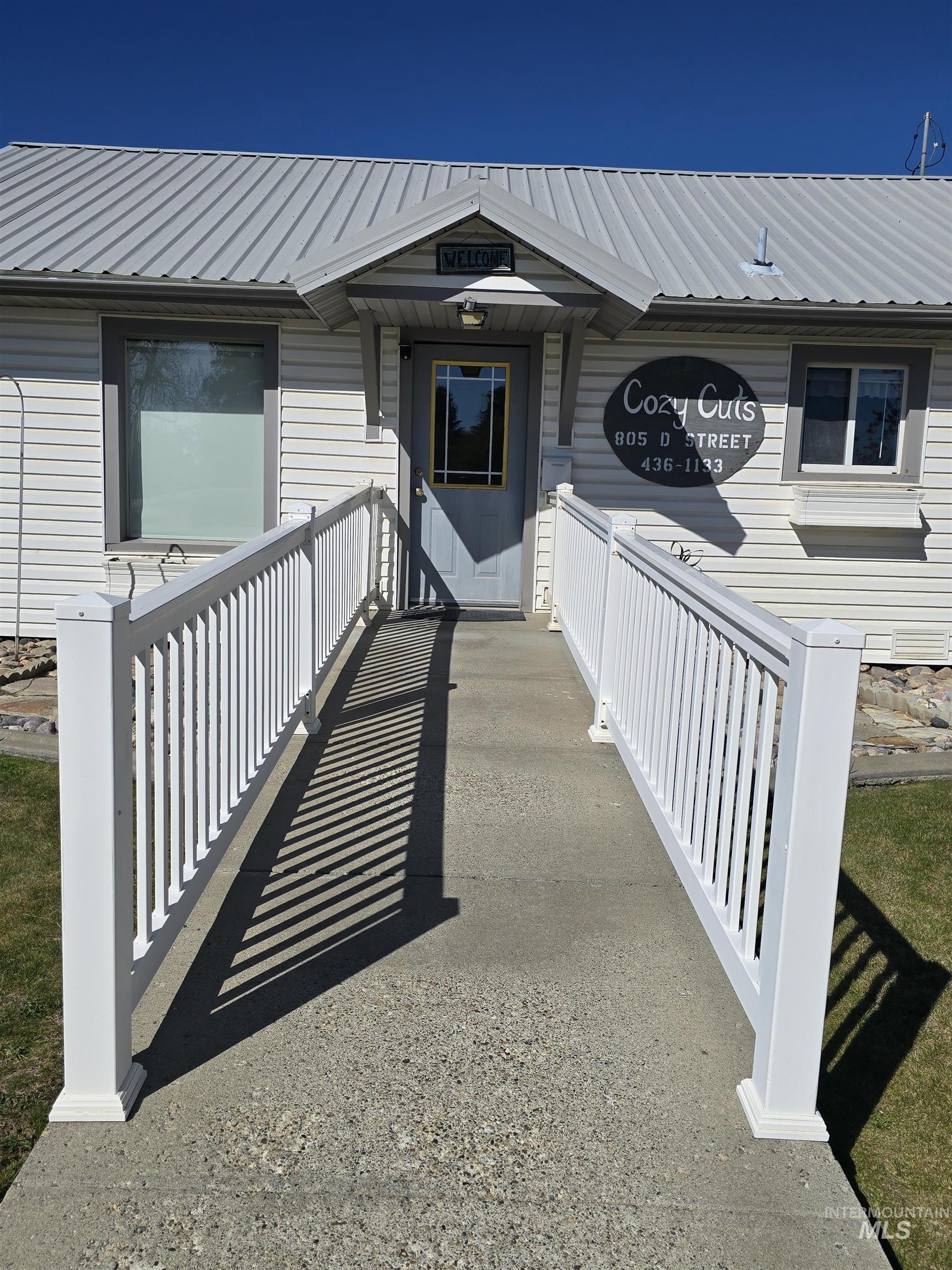 805 D Street, Rupert, Idaho 83350-0000, 1 Bedroom, 1 Bathroom, Residential For Sale, Price $228,000, 98980922