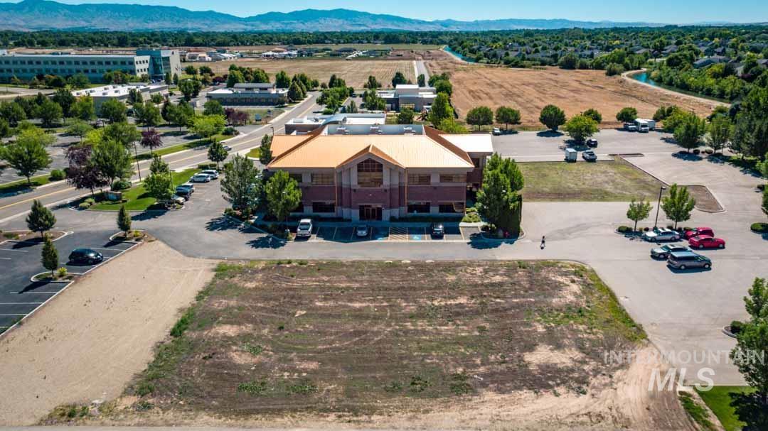 3443 E Copper Point Dr., Meridian, Idaho 83642, Business/Commercial For Sale, Price $395,000,MLS 98980924