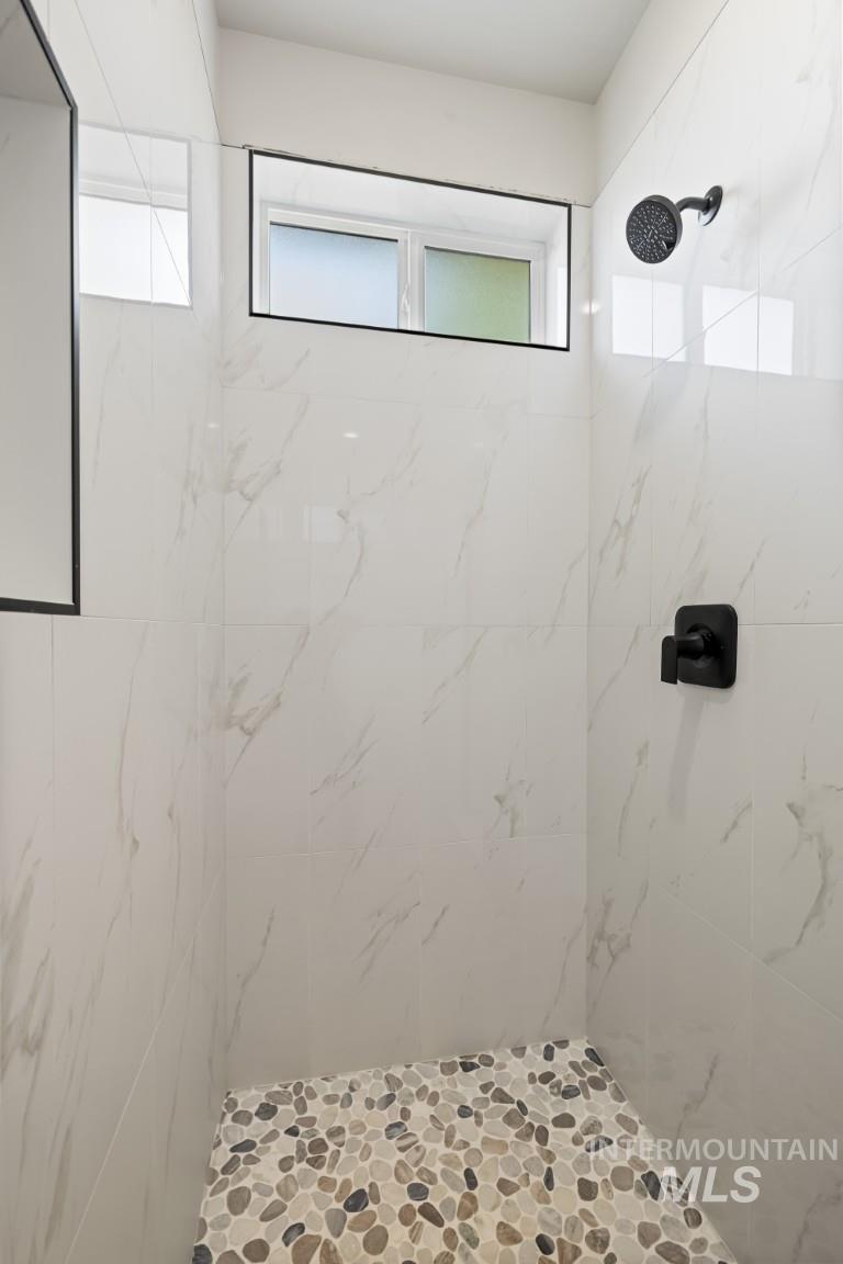 10494 W Shields Ave, Boise, Idaho 83714, 3 Bedrooms, 2 Bathrooms, Rental For Rent, Price $2,345, 98980925