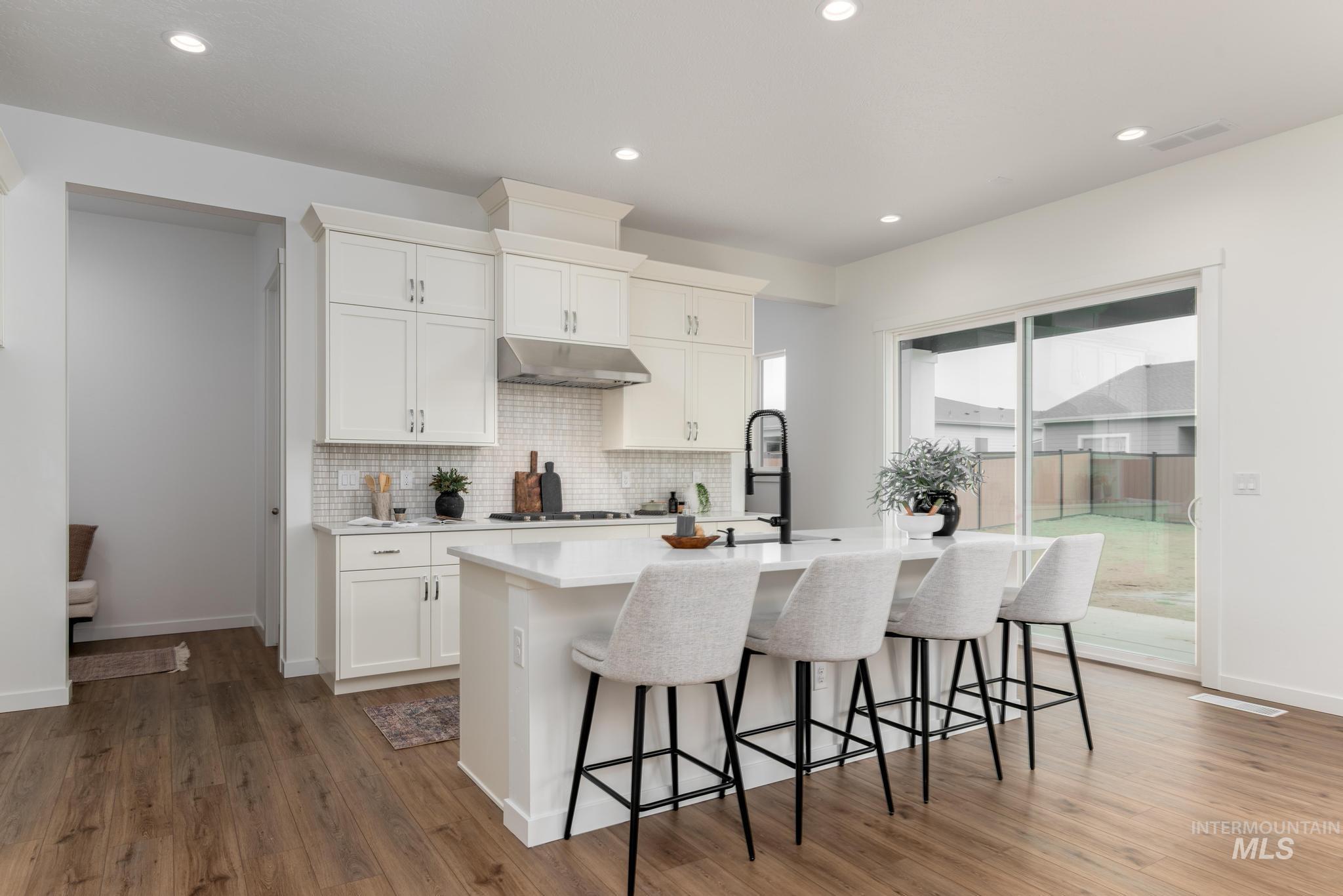 2623 N Silverbell Way, Eagle, Idaho 83616, 5 Bedrooms, 4.5 Bathrooms, Residential For Sale, Price $1,003,000,MLS 98980926