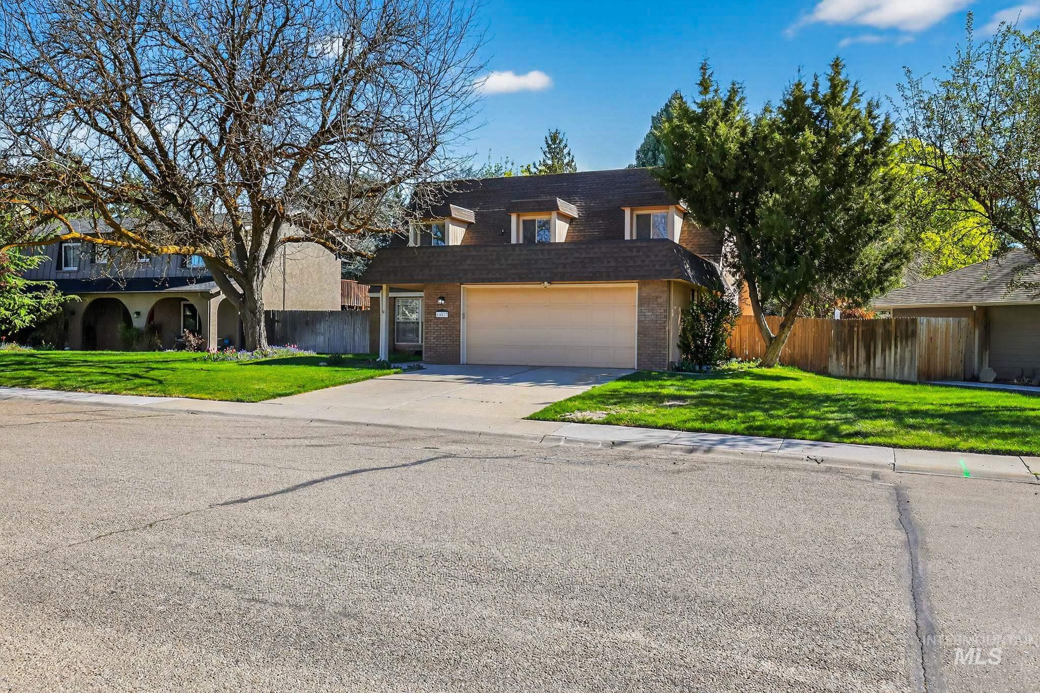 10073 W Westview Dr., Boise, Idaho 83704, 5 Bedrooms, 2.5 Bathrooms, Residential For Sale, Price $549,900, 98980927