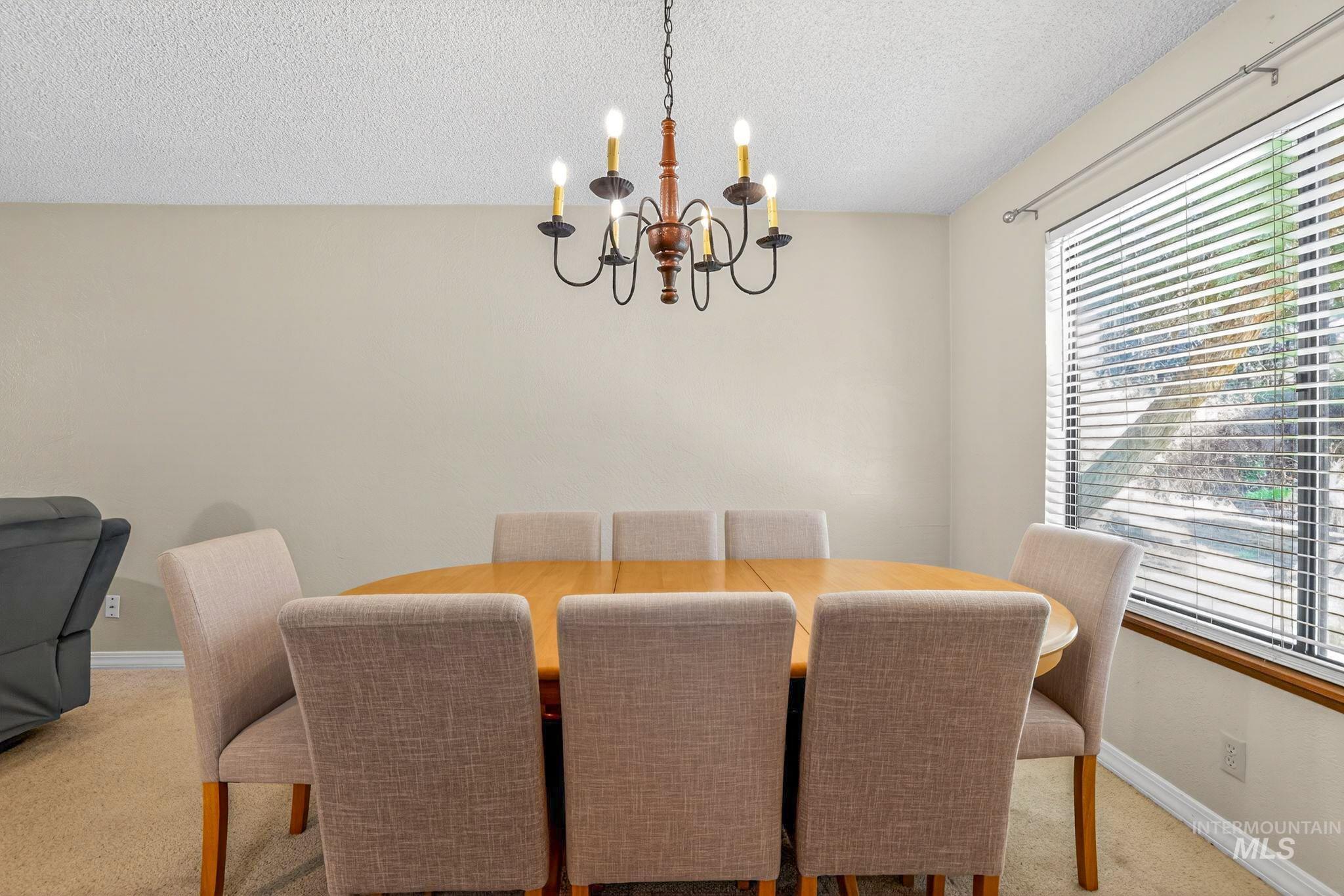 10073 W Westview Dr., Boise, Idaho 83704, 5 Bedrooms, 2.5 Bathrooms, Residential For Sale, Price $569,999, 98980927