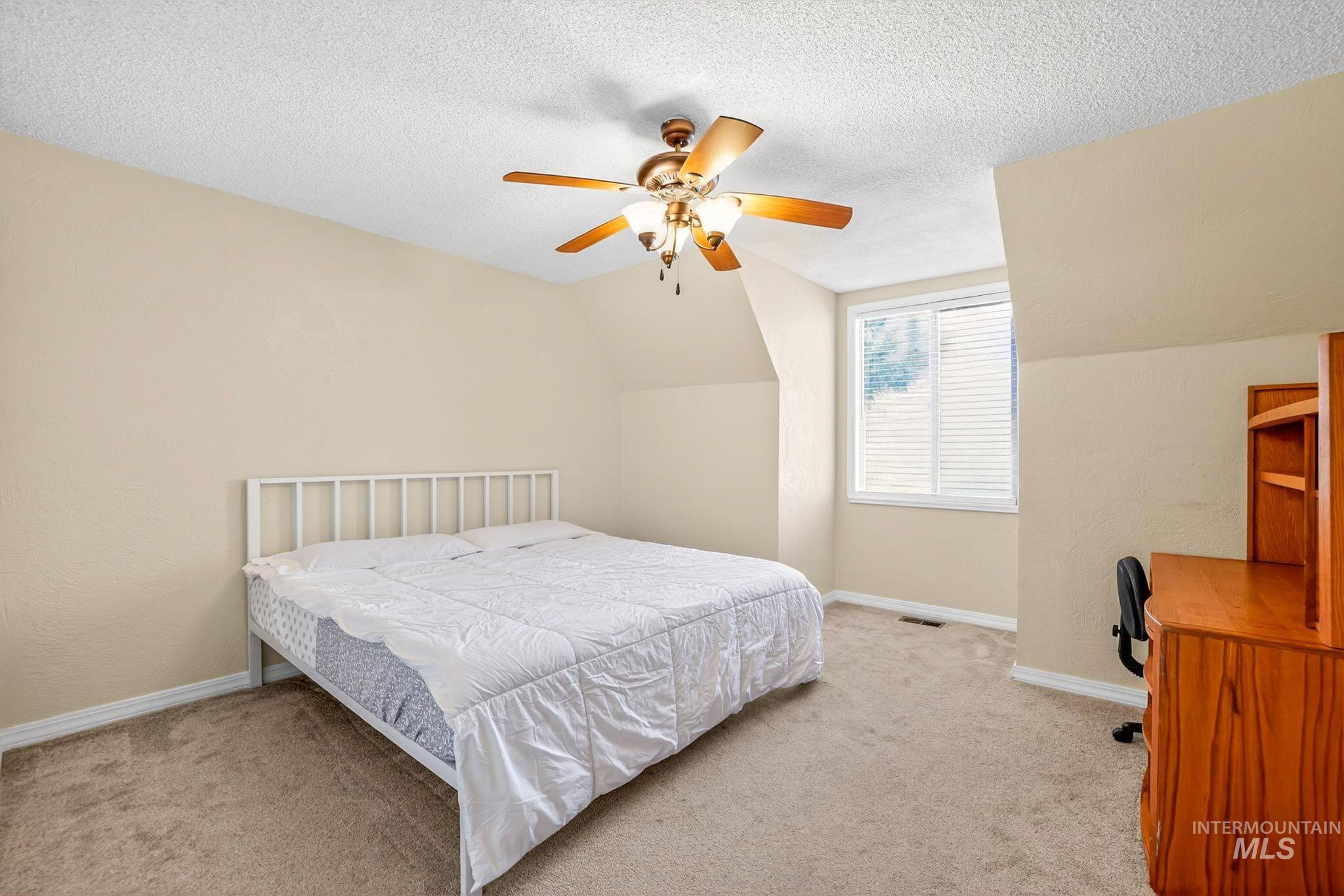 10073 W Westview Dr., Boise, Idaho 83704, 5 Bedrooms, 2.5 Bathrooms, Residential For Sale, Price $569,999, 98980927