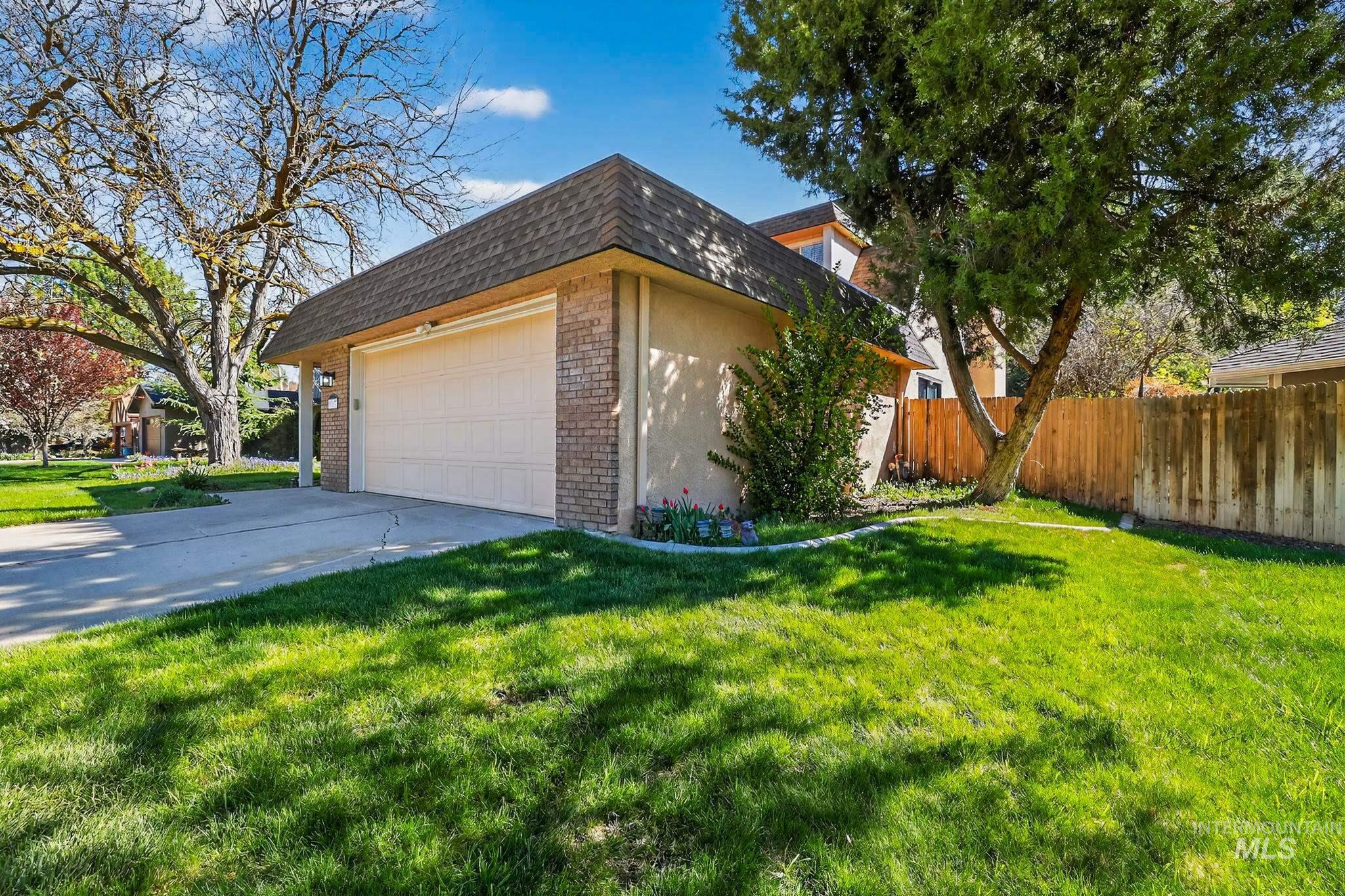 10073 W Westview Dr., Boise, Idaho 83704, 5 Bedrooms, 2.5 Bathrooms, Residential For Sale, Price $549,900, 98980927