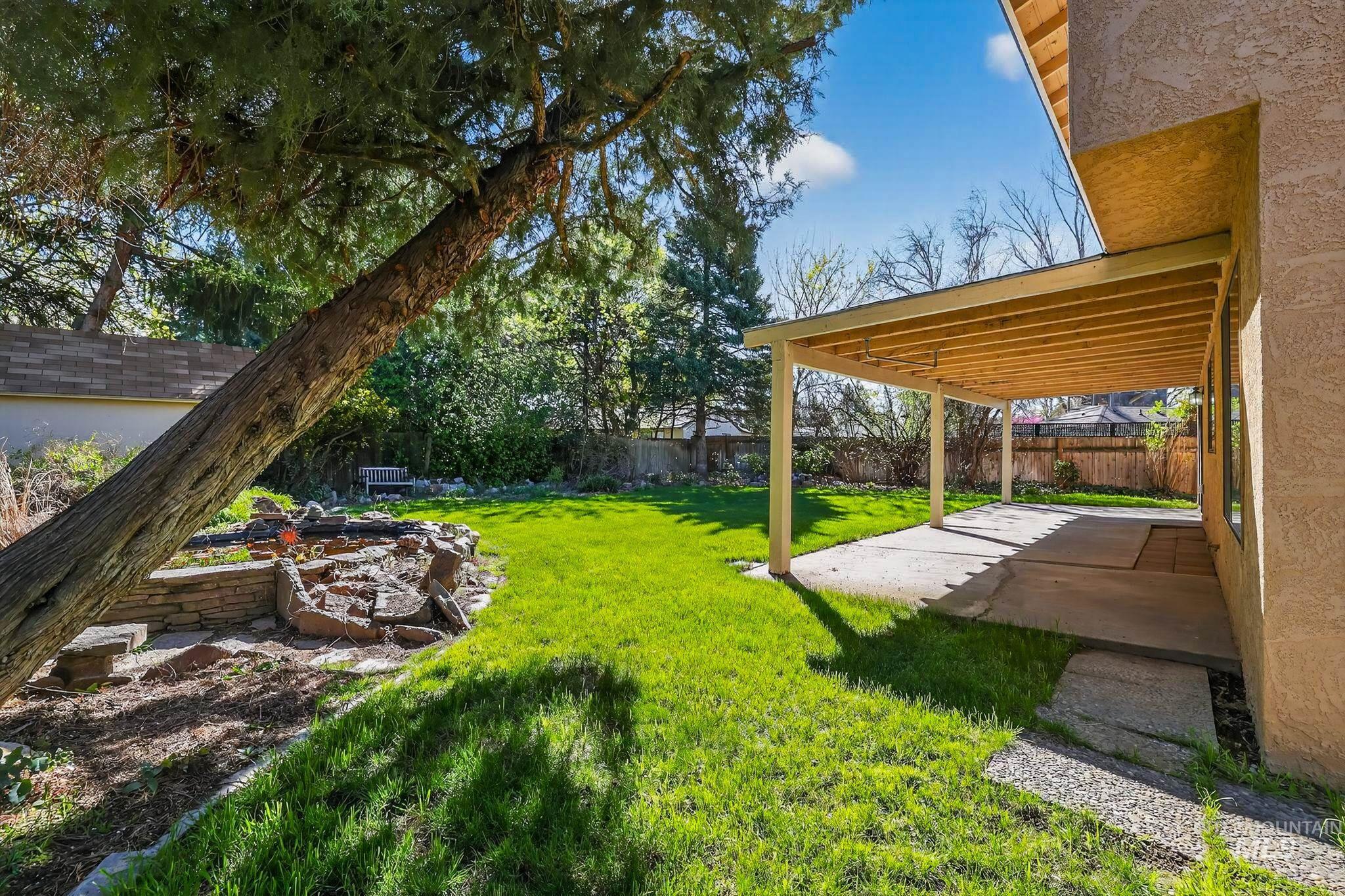 10073 W Westview Dr., Boise, Idaho 83704, 5 Bedrooms, 2.5 Bathrooms, Residential For Sale, Price $549,900, 98980927