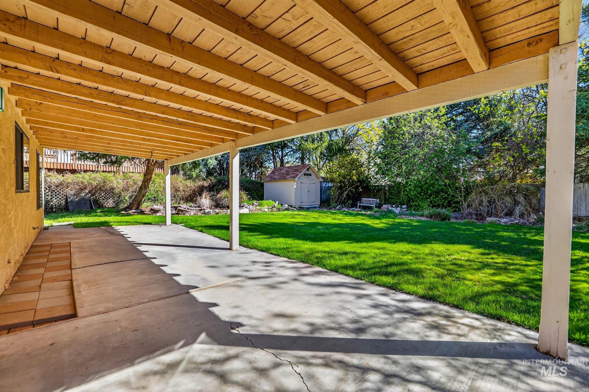 10073 W Westview Dr., Boise, Idaho 83704, 5 Bedrooms, 2.5 Bathrooms, Residential For Sale, Price $569,999, 98980927