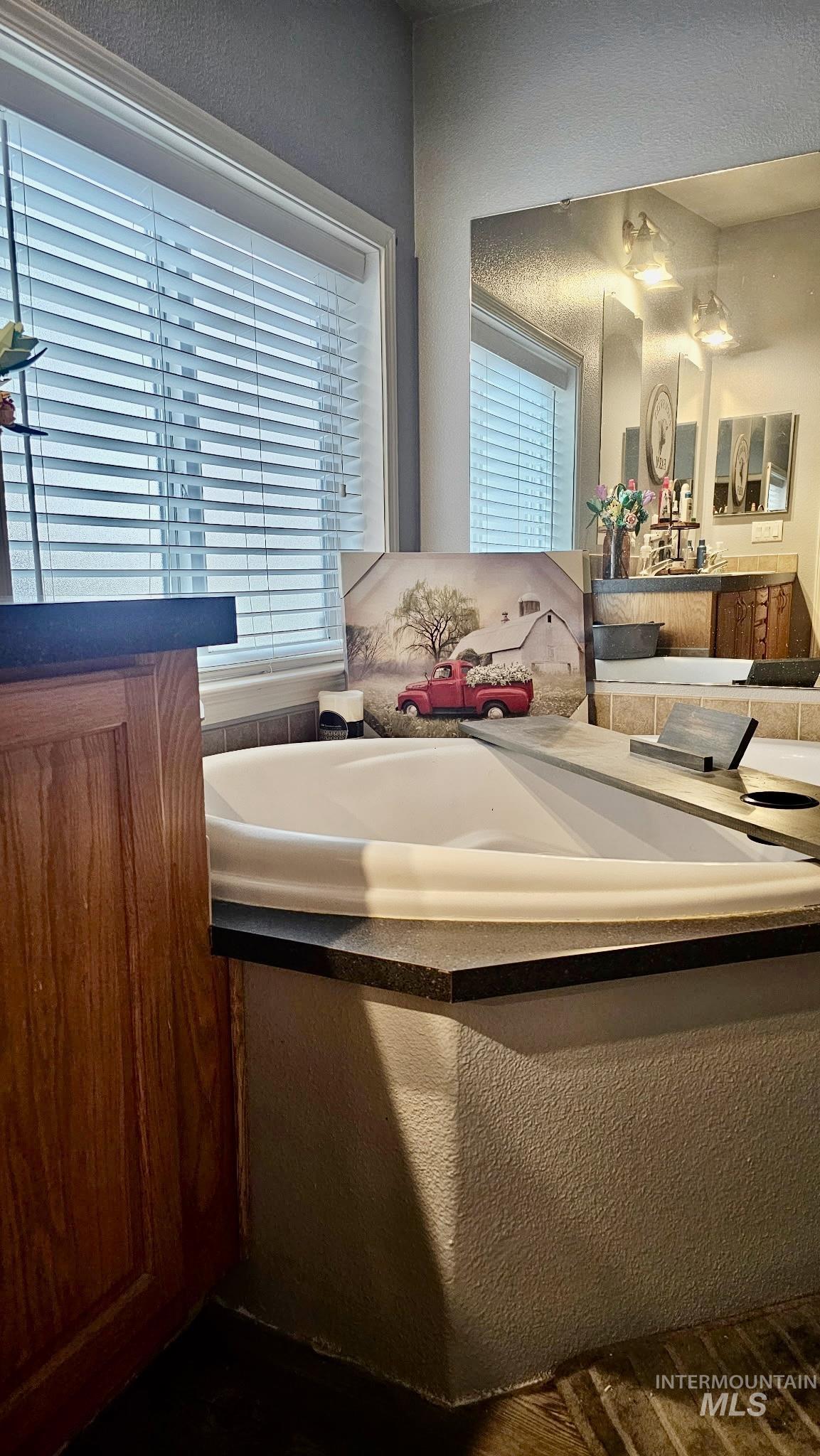 700 Fairview, Meridian, Idaho 83642, 3 Bedrooms, 2 Bathrooms, Residential For Sale, Price $164,900, 98980930