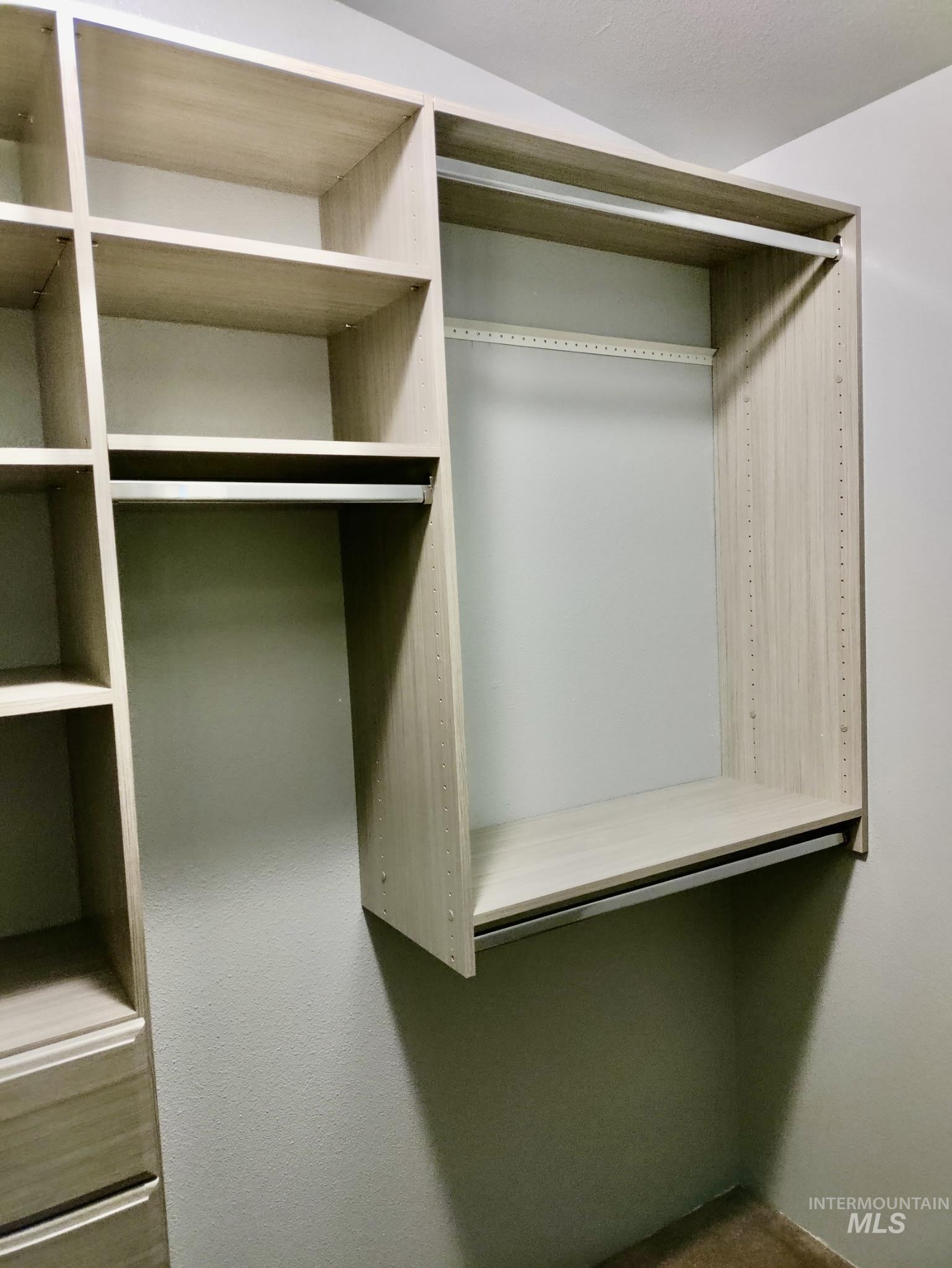 700 Fairview, Meridian, Idaho 83642, 3 Bedrooms, 2 Bathrooms, Residential For Sale, Price $164,900, 98980930