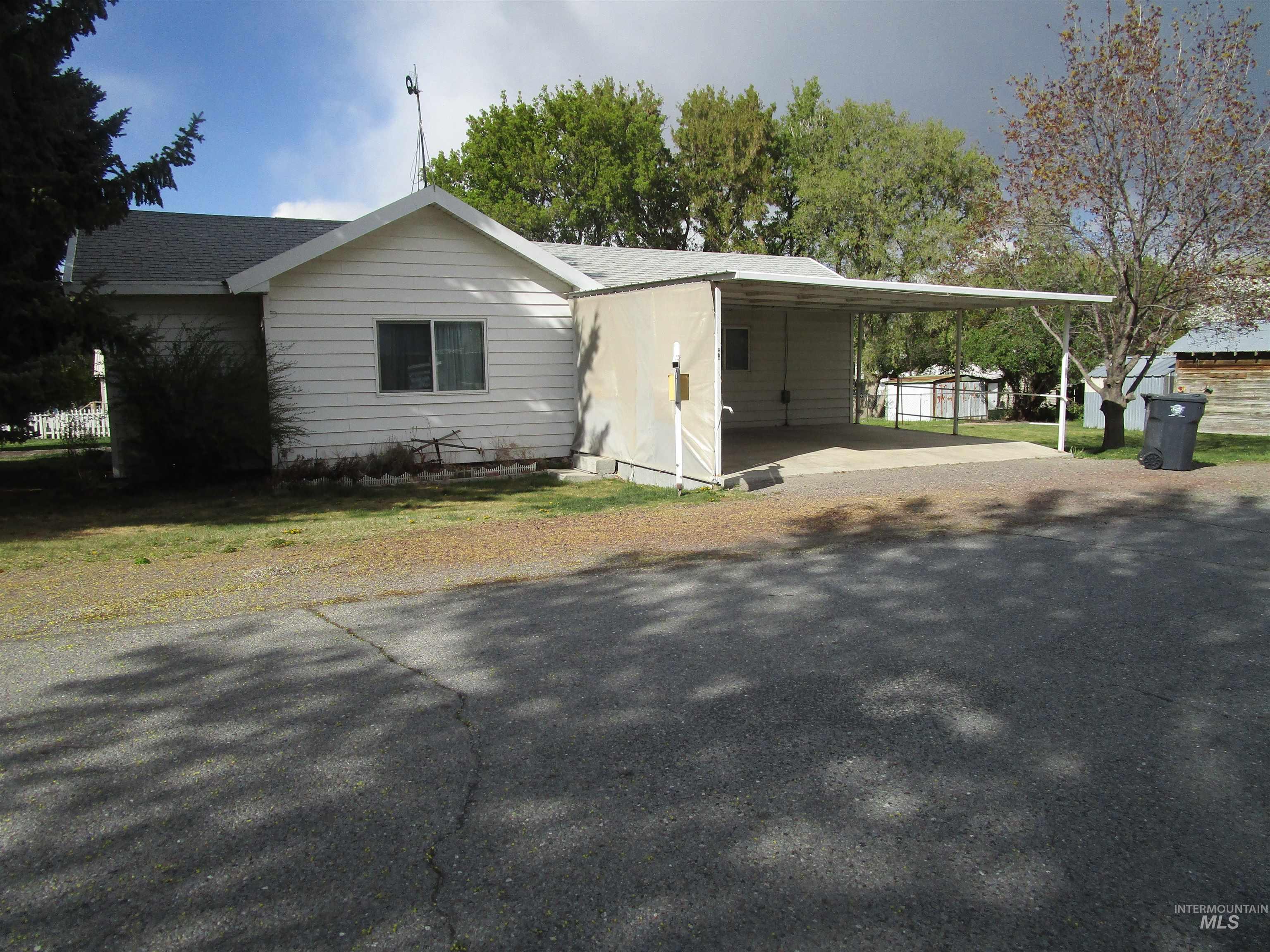 210 Orchard Ave, Eden, Idaho 83325, 3 Bedrooms, 1 Bathroom, Residential For Sale, Price $207,000, 98980931