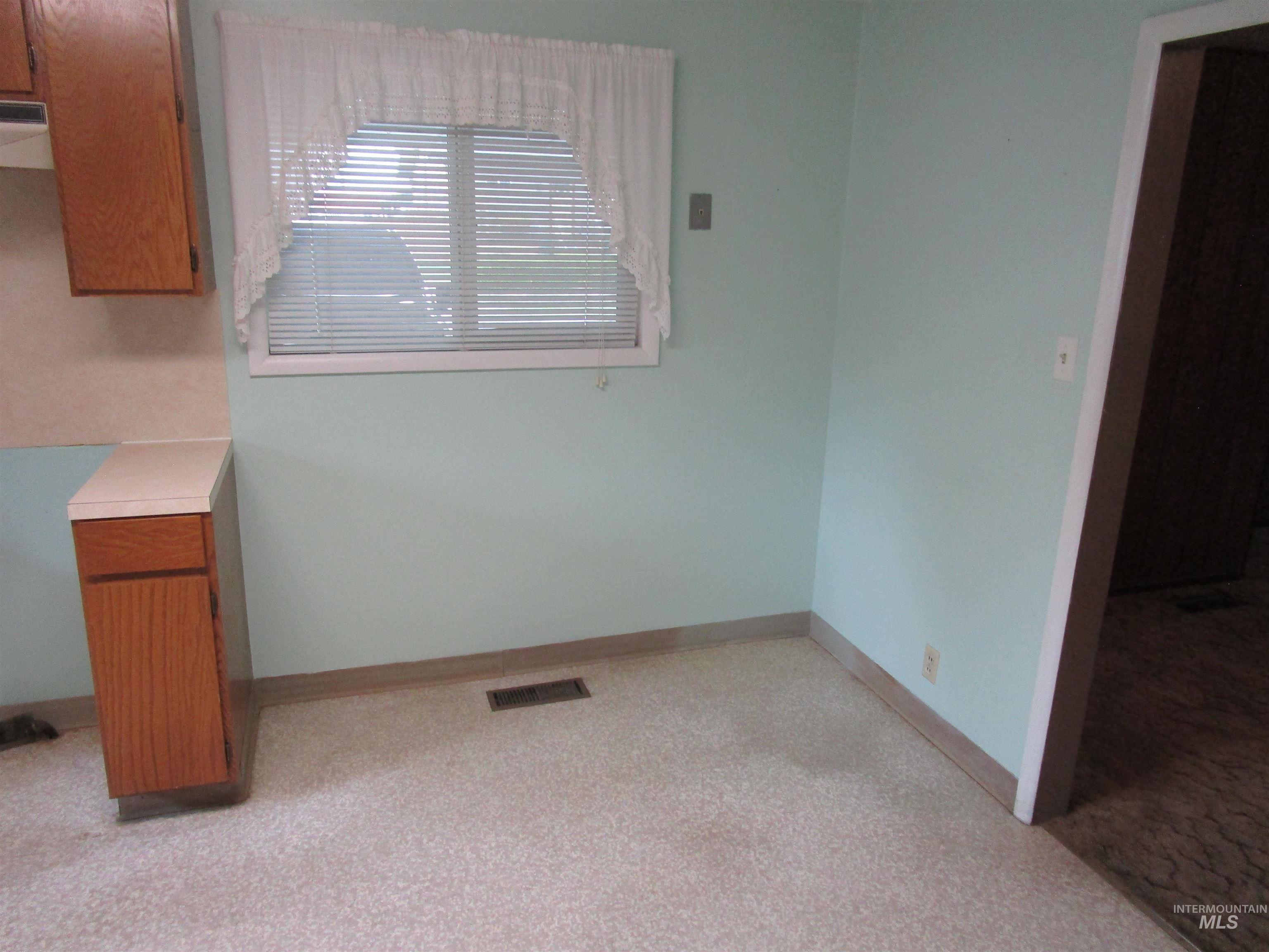 210 Orchard Ave, Eden, Idaho 83325, 3 Bedrooms, 1 Bathroom, Residential For Sale, Price $207,000,MLS 98980931