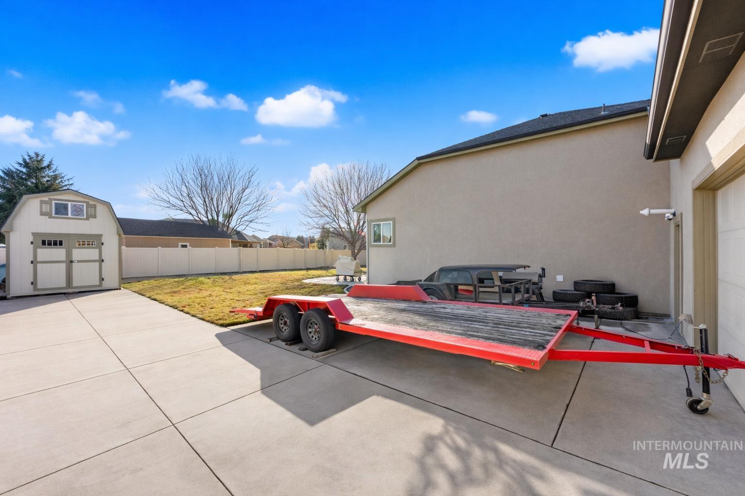 2021 W Sagwon Dr, Kuna, Idaho 83634, 5 Bedrooms, 3 Bathrooms, Residential For Sale, Price $848,333,MLS 98980934