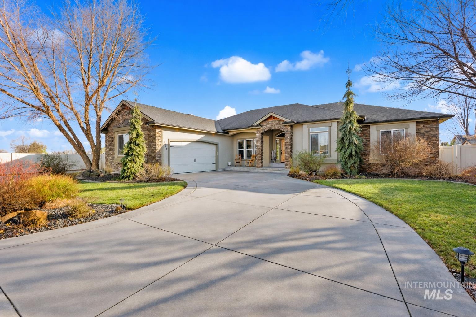 2021 W Sagwon Dr, Kuna, Idaho 83634, 5 Bedrooms, 3 Bathrooms, Residential For Sale, Price $848,333,MLS 98980934