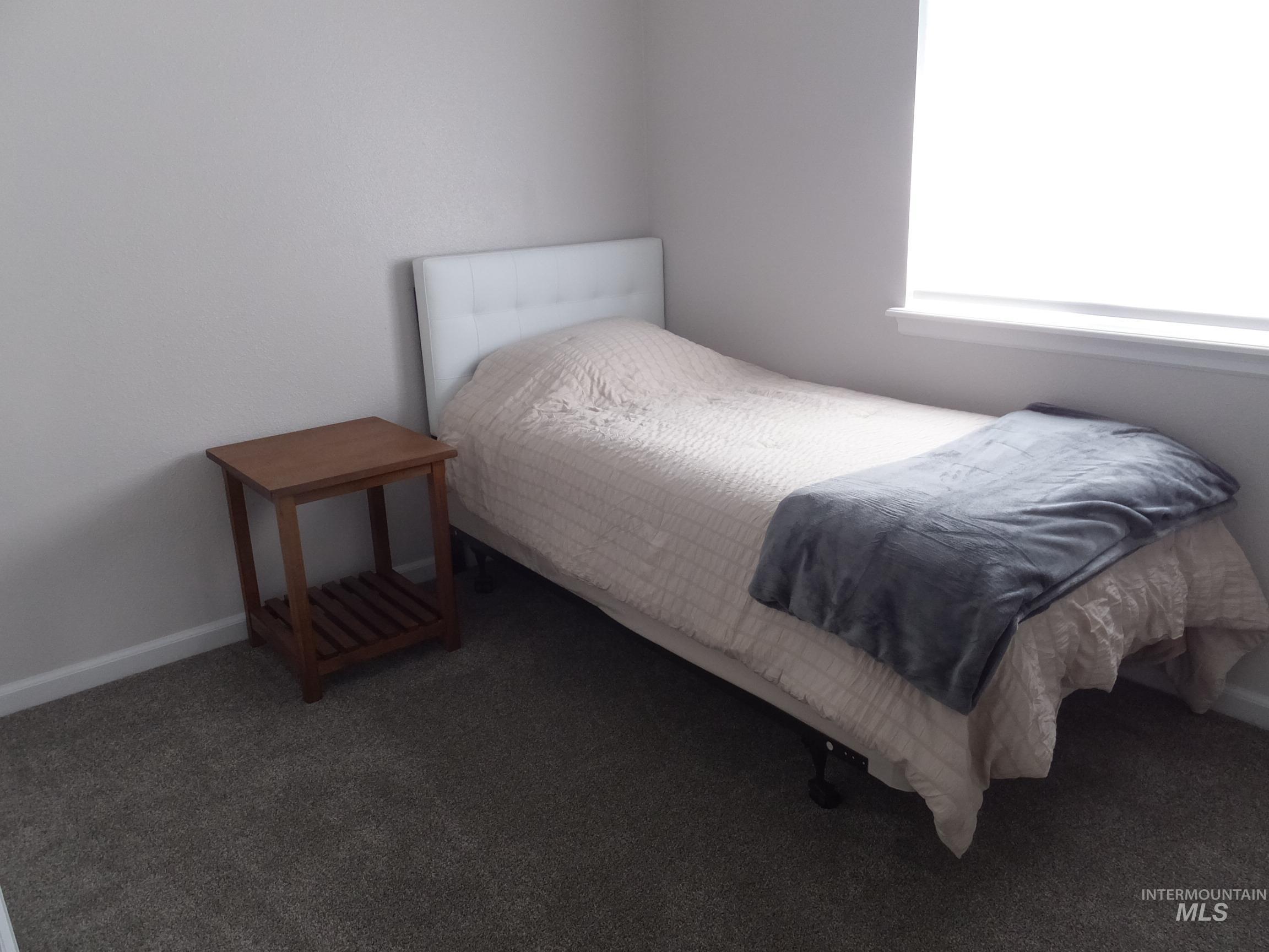 922 S Cherokee Ave, Emmett, Idaho 83617, 3 Bedrooms, 2 Bathrooms, Residential For Sale, Price $319,000,MLS 98980935