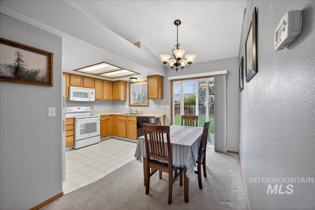 820 Valley, Middleton, Idaho 83644, 3 Bedrooms, 2 Bathrooms, Residential For Sale, Price $329,900,MLS 98980938