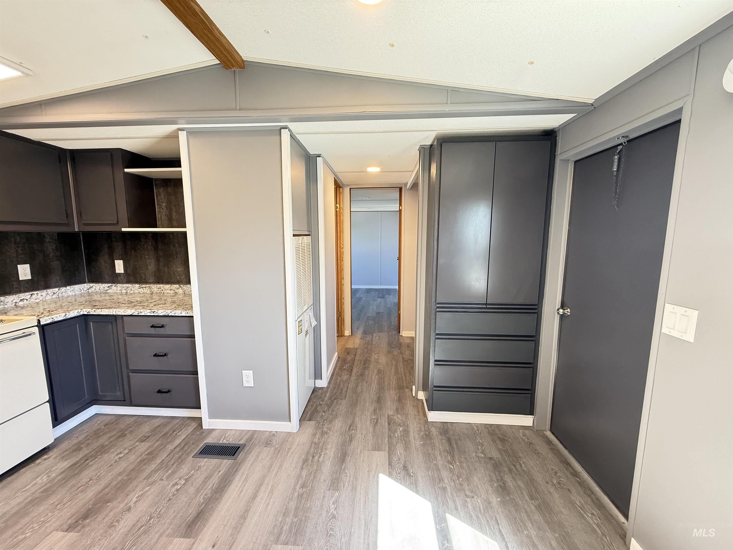 2015 6th Ave, Clarkston, Washington 99403, 2 Bedrooms, 2 Bathrooms, Residential For Sale, Price $80,000, 98980940