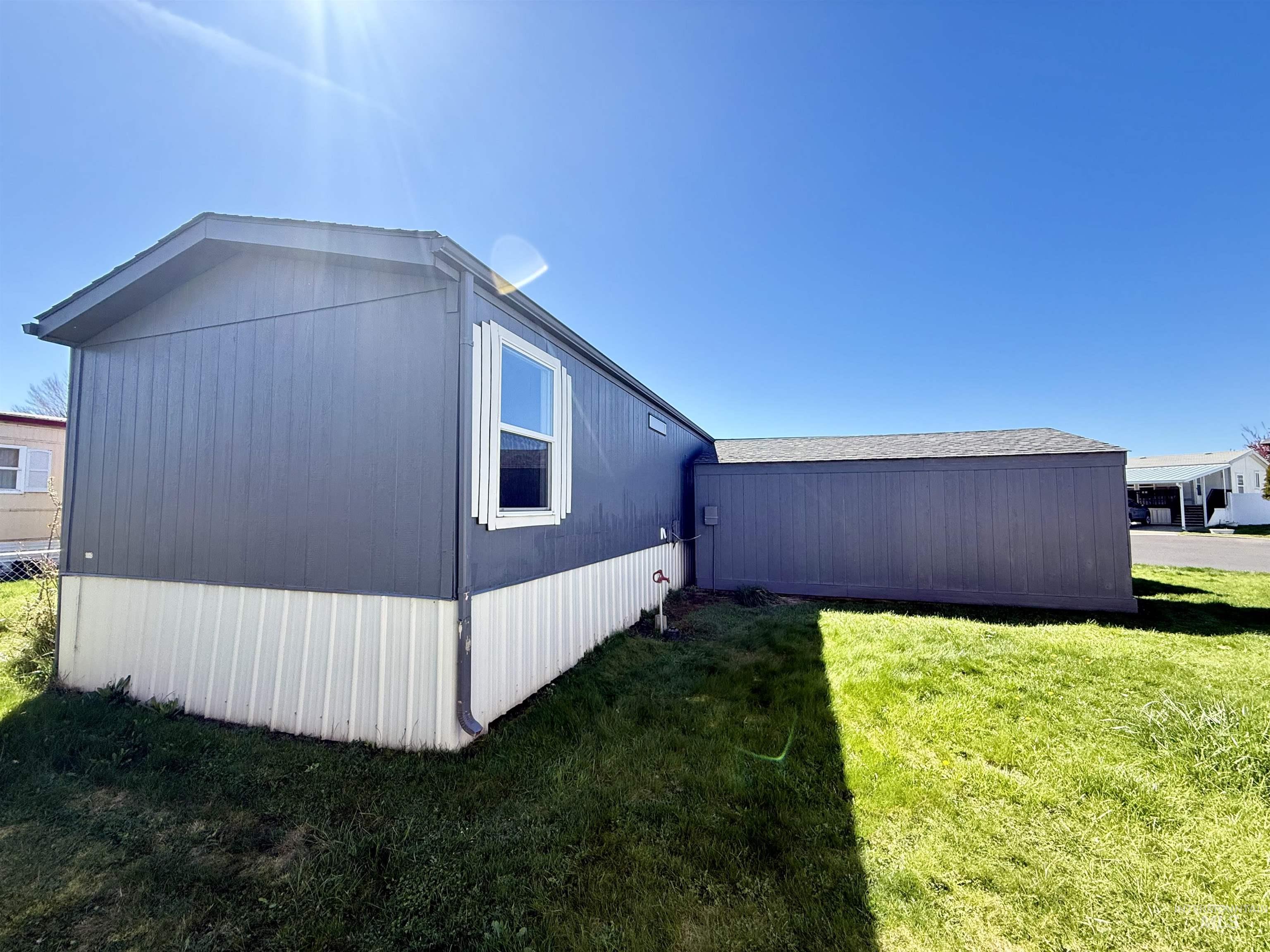 2015 6th Ave, Clarkston, Washington 99403, 2 Bedrooms, 2 Bathrooms, Residential For Sale, Price $80,000, 98980940