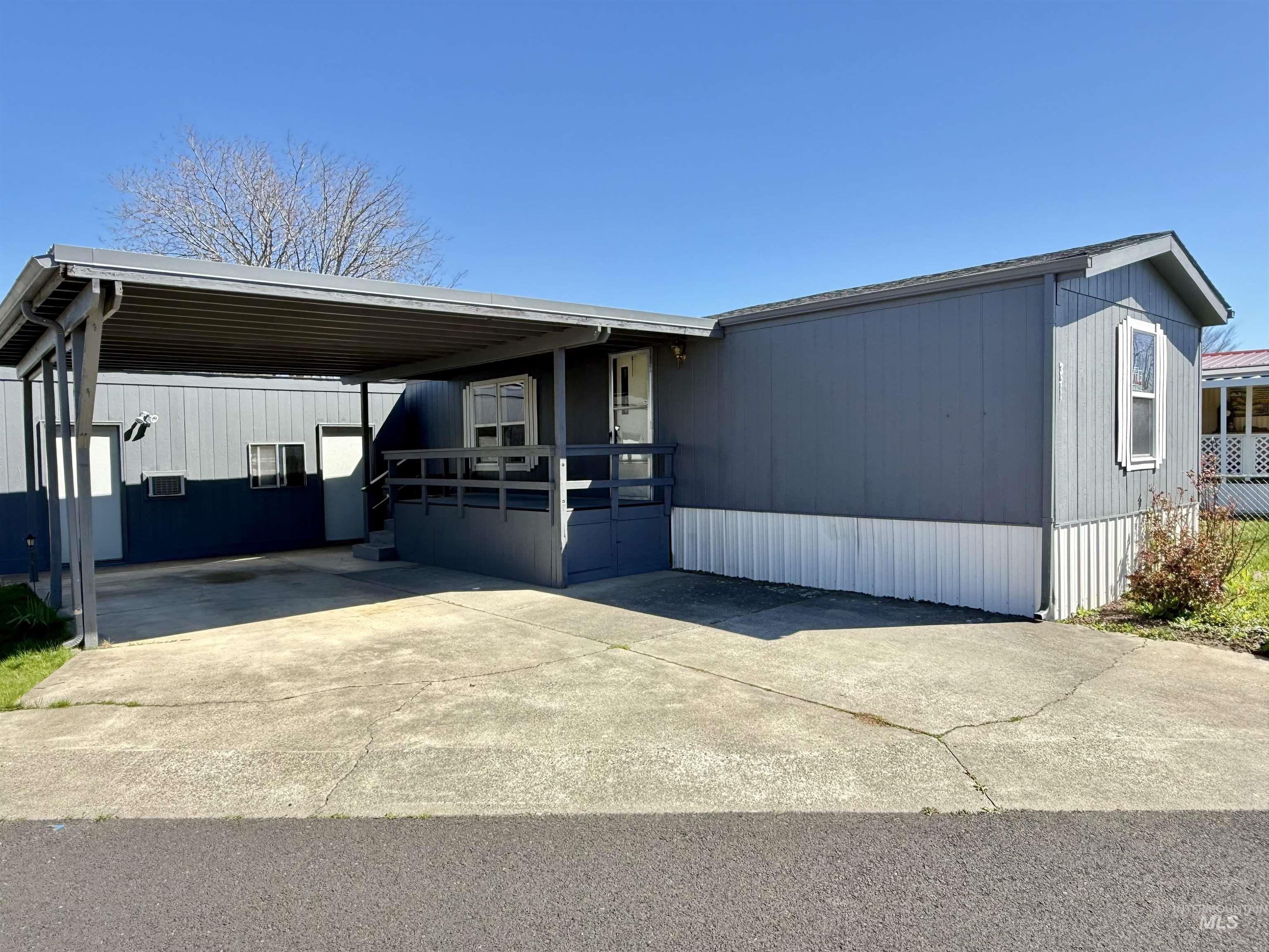 2015 6th Ave, Clarkston, Washington 99403, 2 Bedrooms, 2 Bathrooms, Residential For Sale, Price $80,000, 98980940