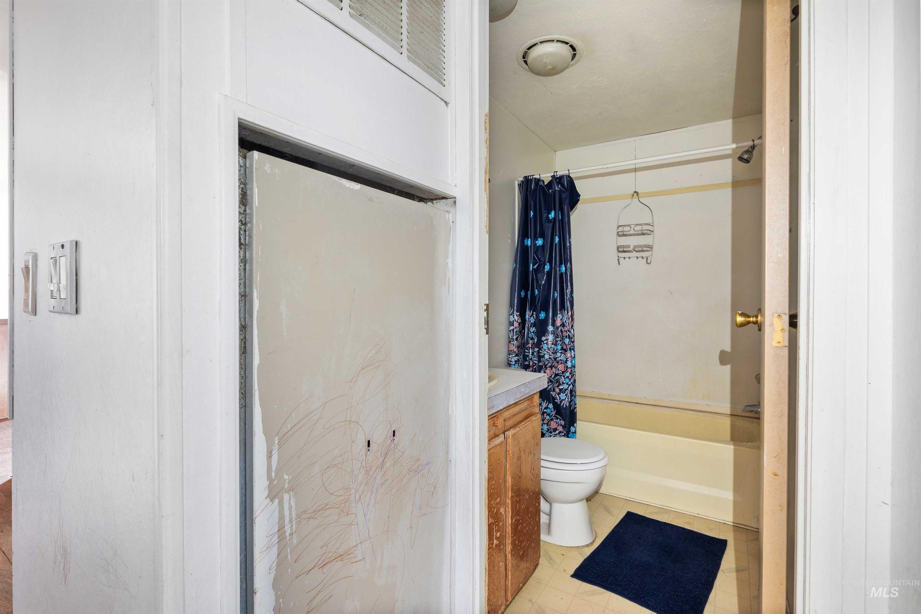 33 Manor Dr #24, Buhl, Idaho 83316, 3 Bedrooms, 2 Bathrooms, Residential For Sale, Price $35,000,MLS 98980941