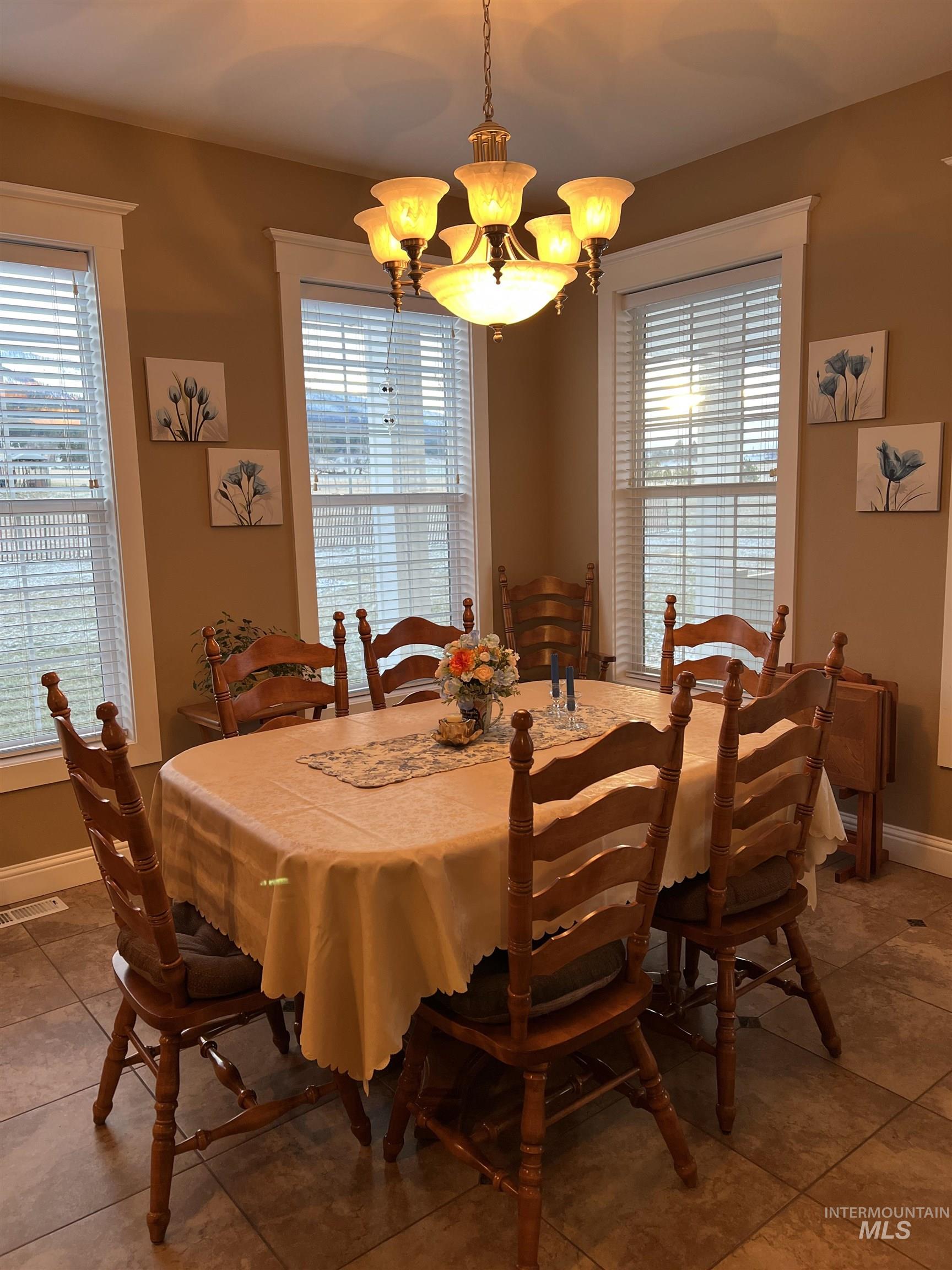 100 Shiloh Dr., Grangeville, Idaho 83530, 5 Bedrooms, 3 Bathrooms, Residential For Sale, Price $835,000,MLS 98980942