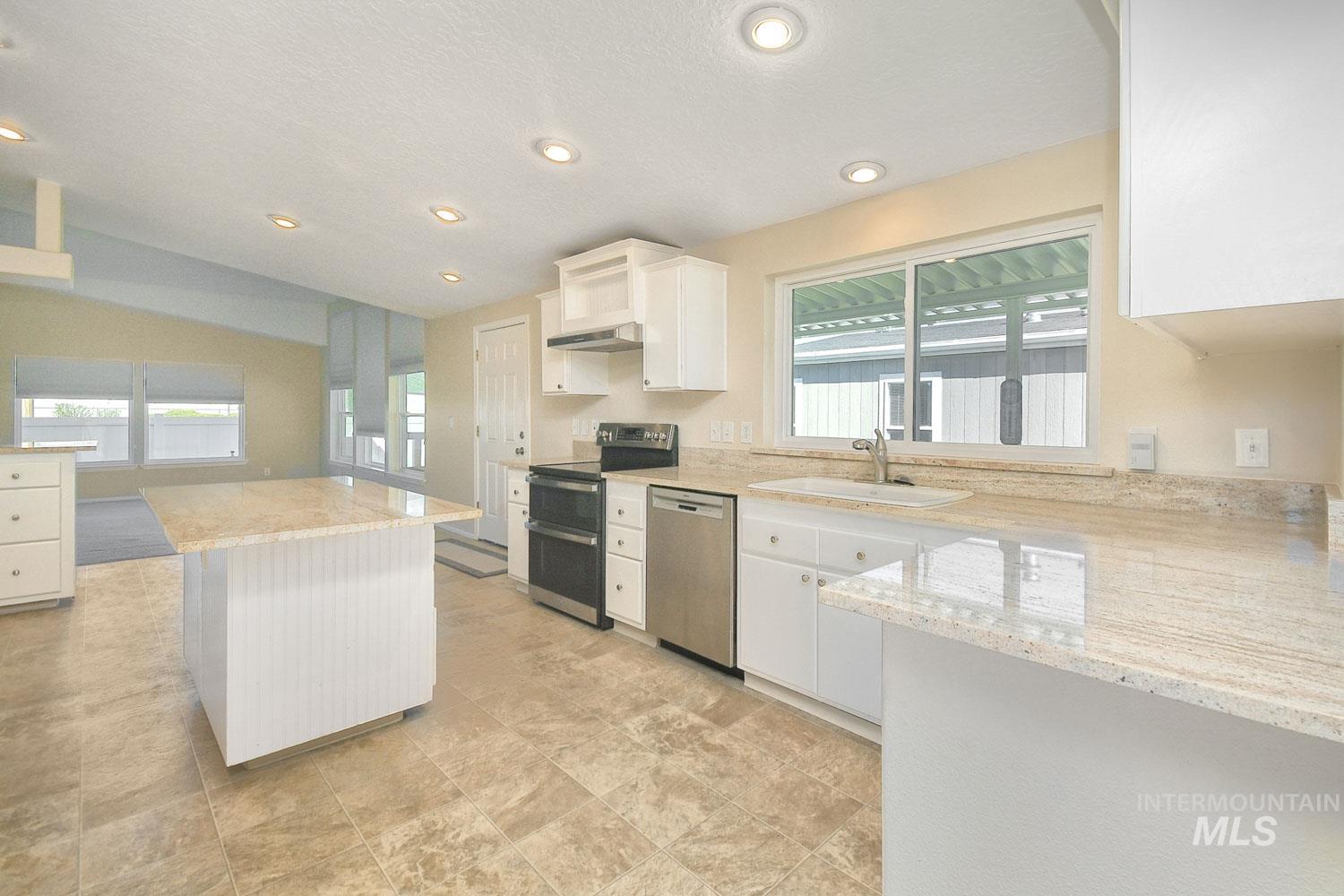 7944 W Manassas Ln, Garden City, Idaho 83714, 4 Bedrooms, 2 Bathrooms, Residential For Sale, Price $189,000, 98980943