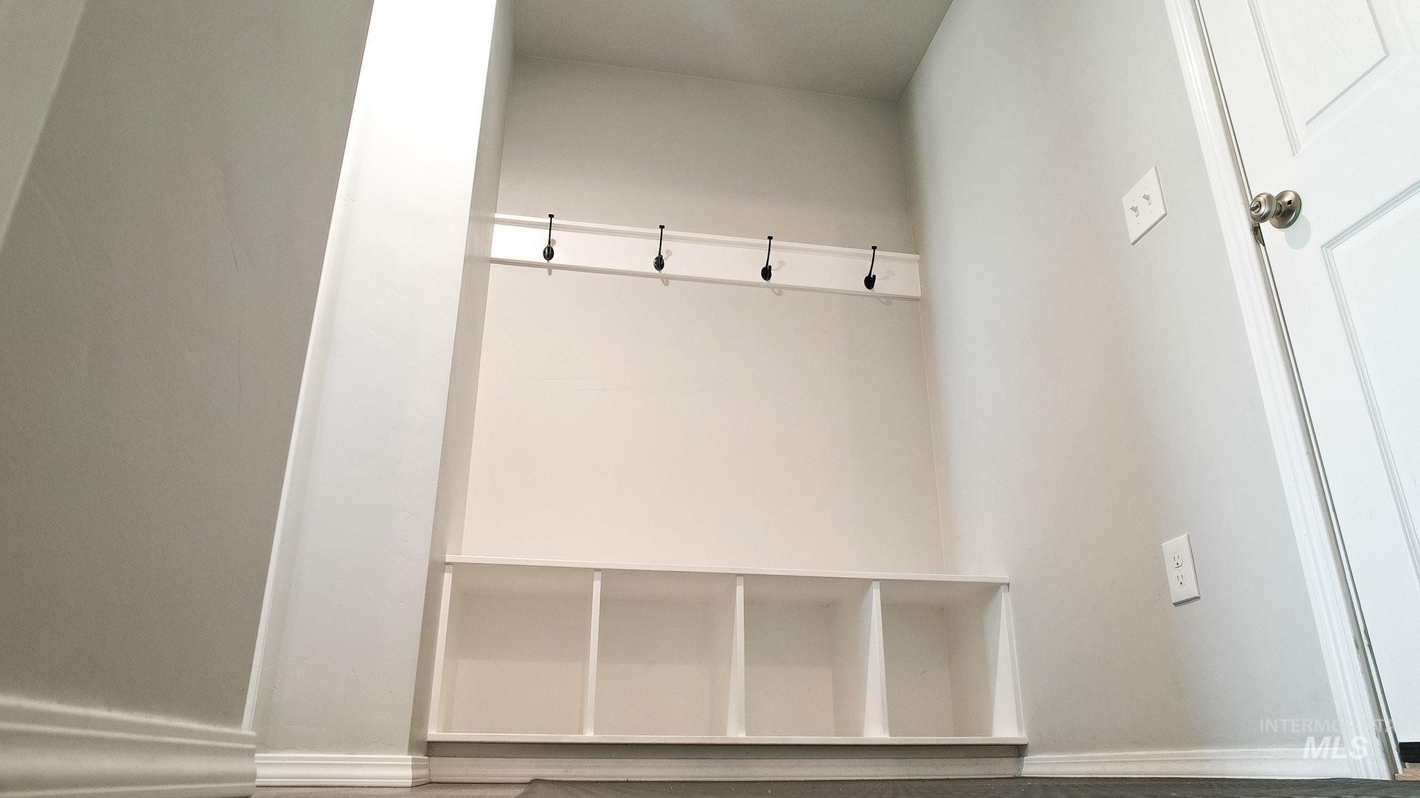 9062 W Cornflower St, Nampa, Idaho 83687, 4 Bedrooms, 2.5 Bathrooms, Residential For Sale, Price $514,900,MLS 98980944