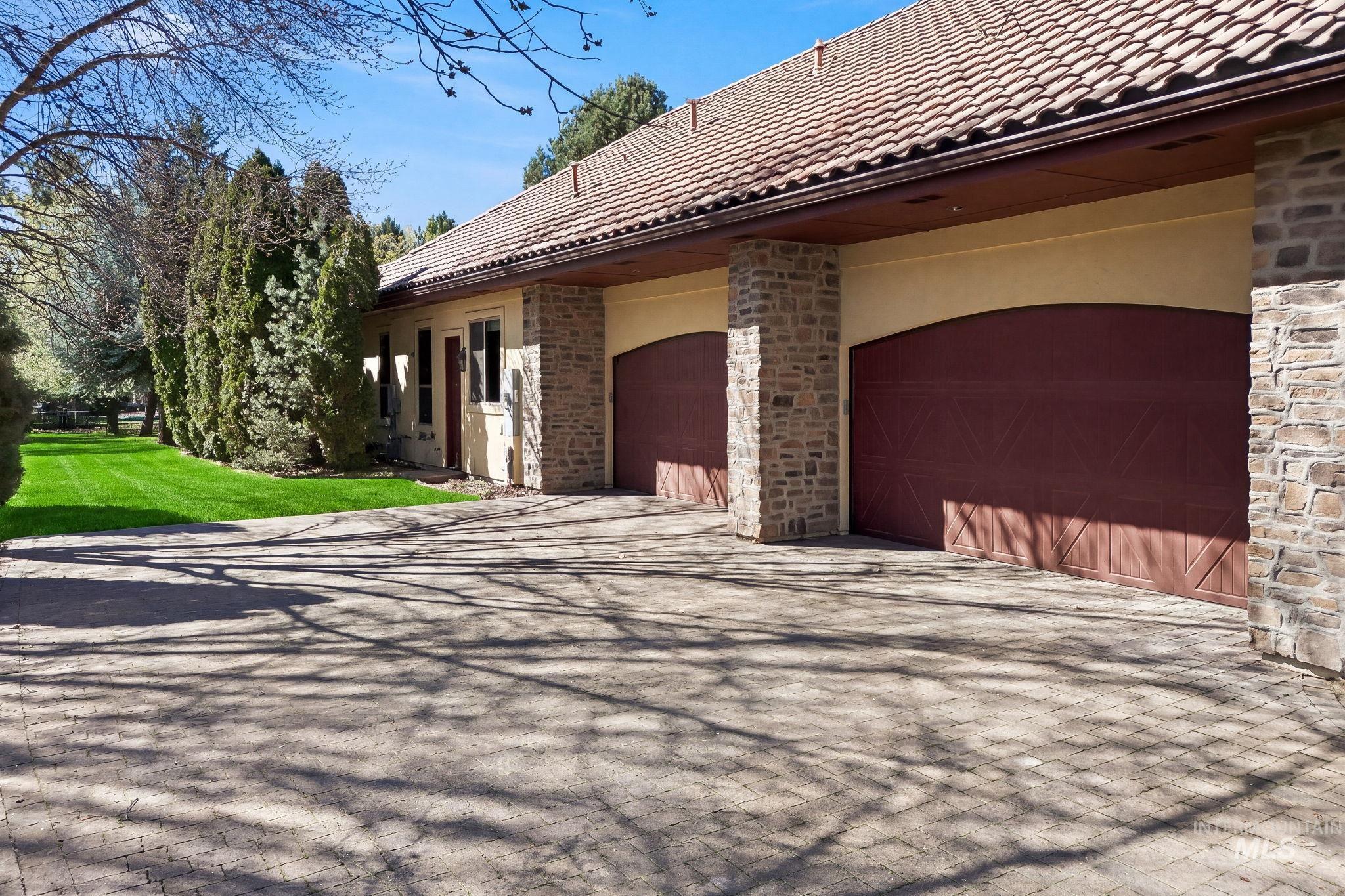 1769 W Clearvue St, Eagle, Idaho 83616-6787, 3 Bedrooms, 5.5 Bathrooms, Residential For Sale, Price $2,300,000, 98980945