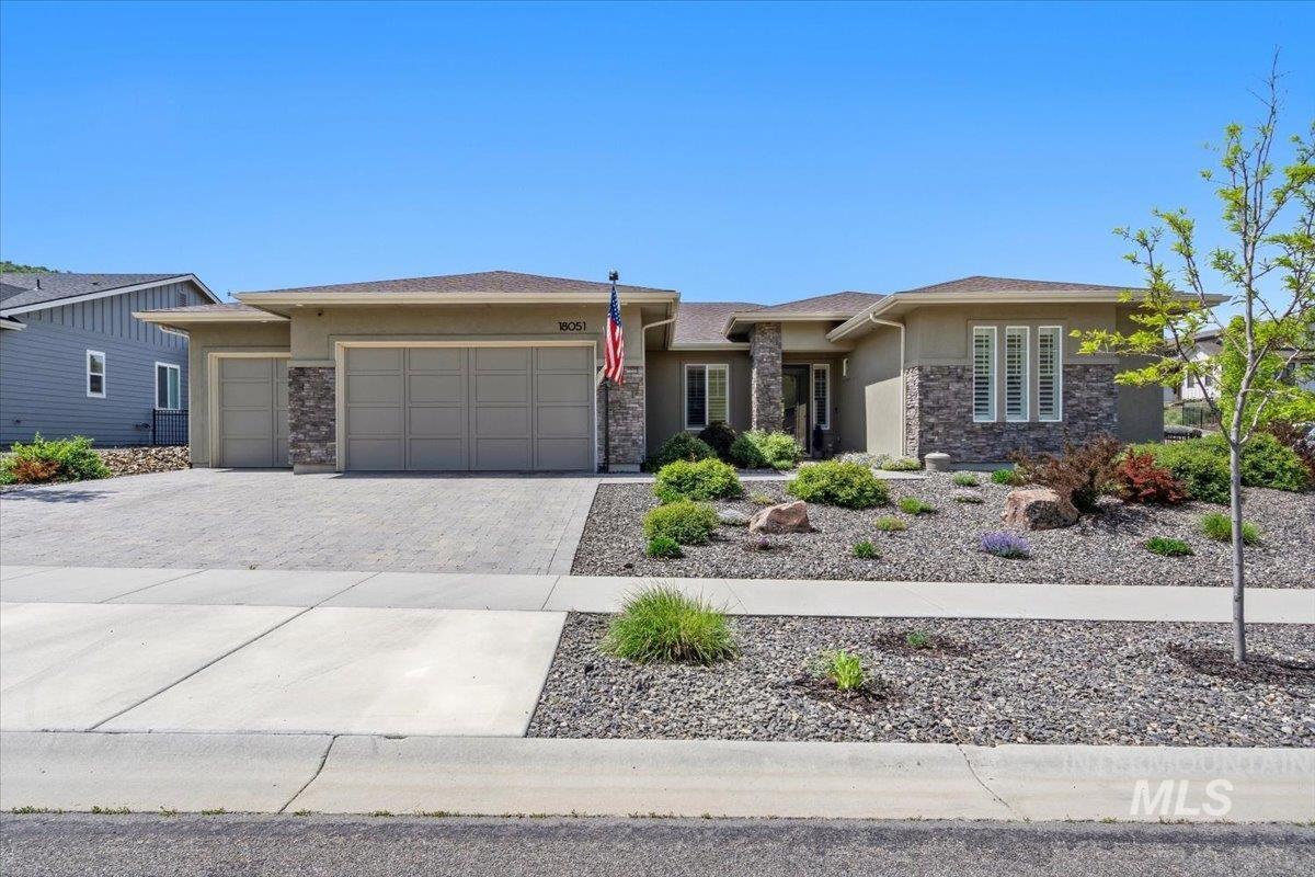 18051 N Burnt Car Pl, Boise, Idaho 83714, 3 Bedrooms, 2.5 Bathrooms, Residential For Sale, Price $885,000, 98980946