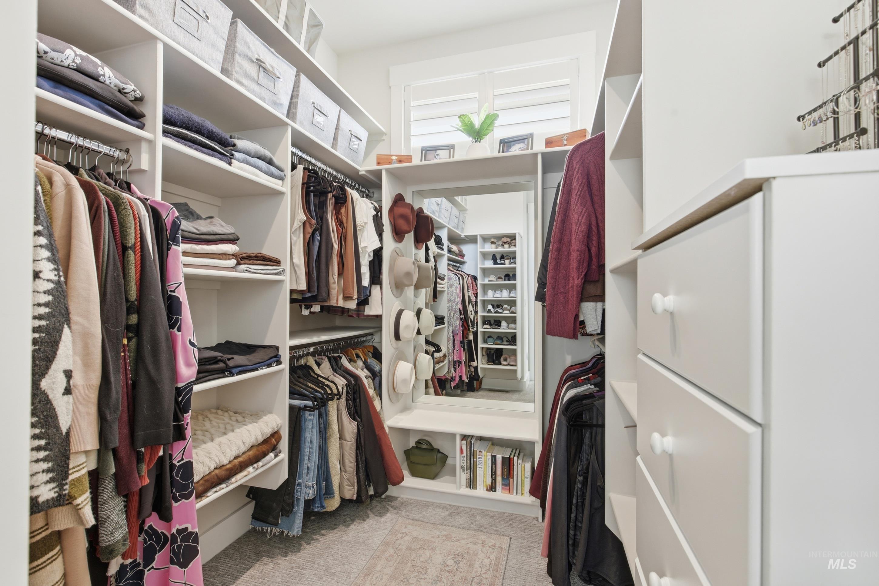 18051 N Burnt Car Pl, Boise, Idaho 83714, 3 Bedrooms, 2.5 Bathrooms, Residential For Sale, Price $885,000, 98980946