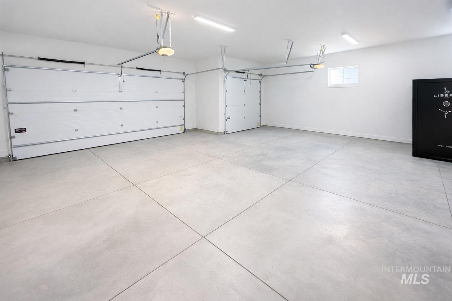 18051 N Burnt Car Pl, Boise, Idaho 83714, 3 Bedrooms, 2.5 Bathrooms, Residential For Sale, Price $885,000, 98980946