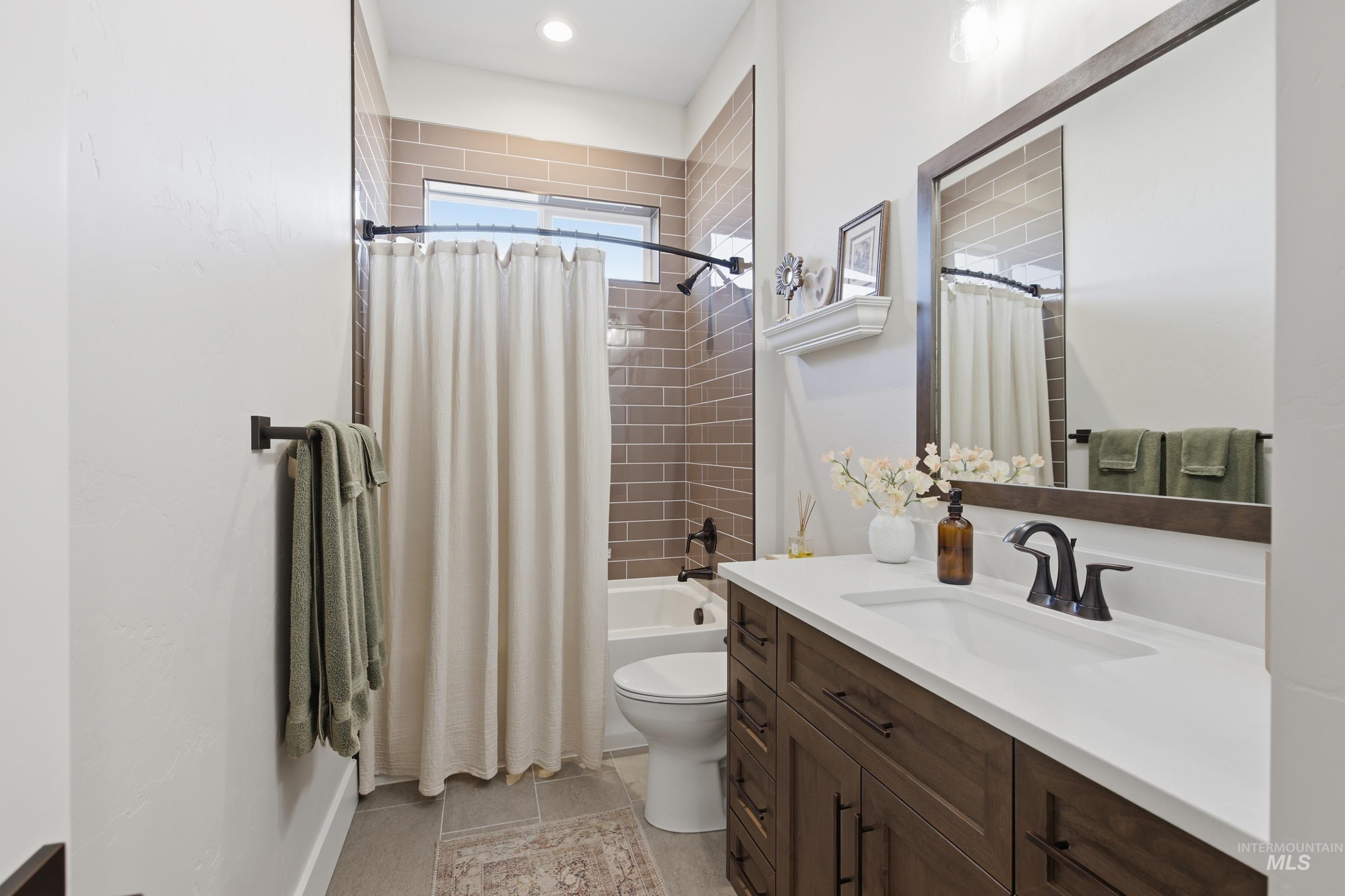 18051 N Burnt Car Pl, Boise, Idaho 83714, 3 Bedrooms, 2.5 Bathrooms, Residential For Sale, Price $885,000, 98980946