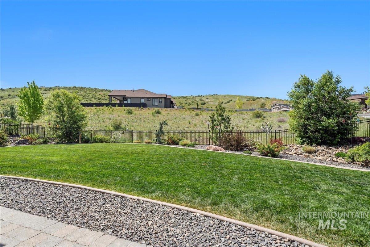 18051 N Burnt Car Pl, Boise, Idaho 83714, 3 Bedrooms, 2.5 Bathrooms, Residential For Sale, Price $885,000, 98980946